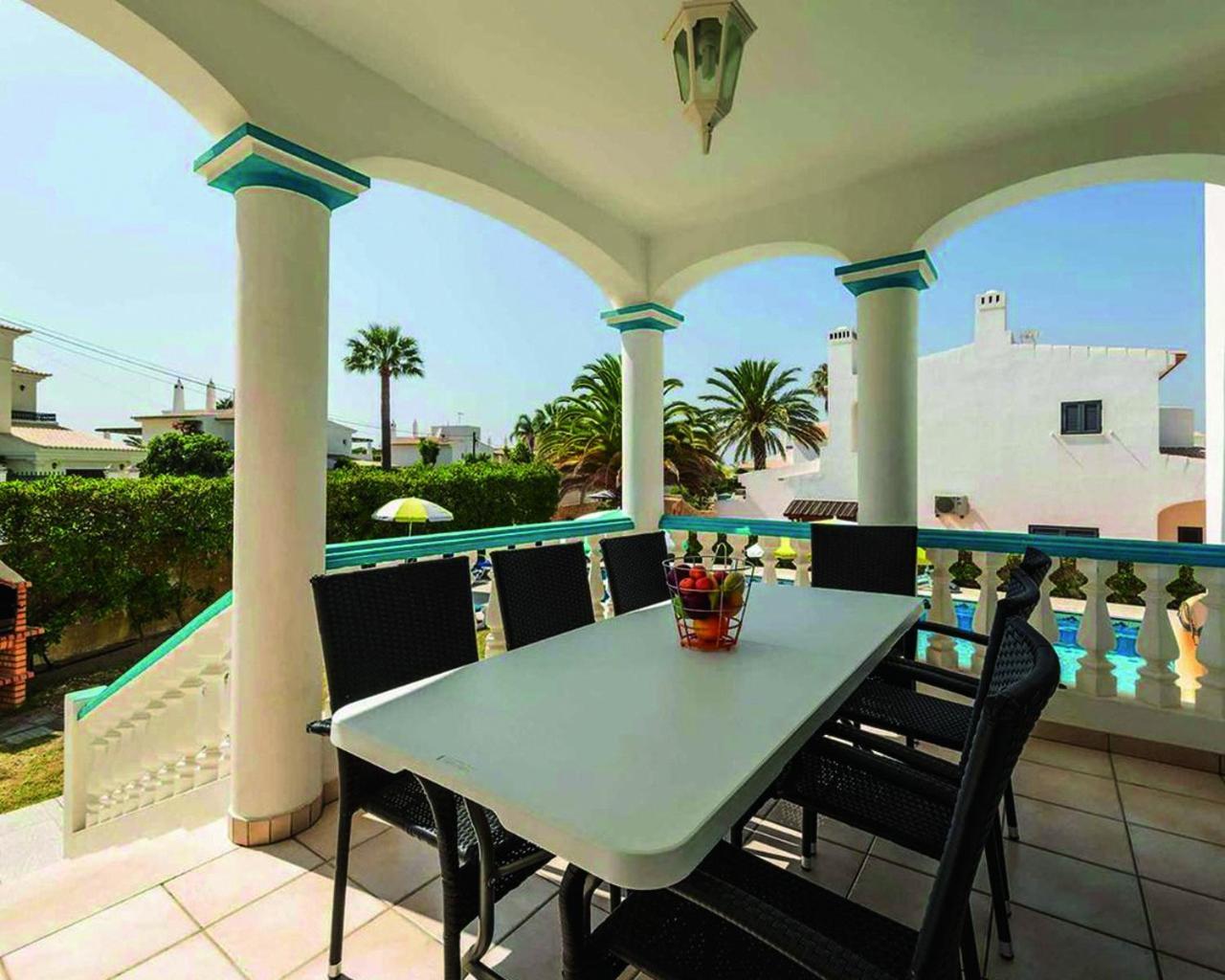 Villa Azul by Algarve Holidays