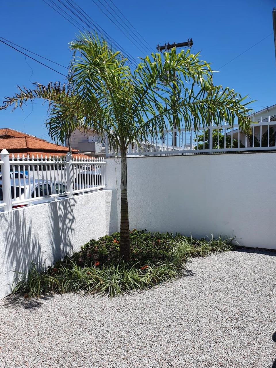Casa incrível a Beira Mar! 3 qtos Ponta do Papagaio
