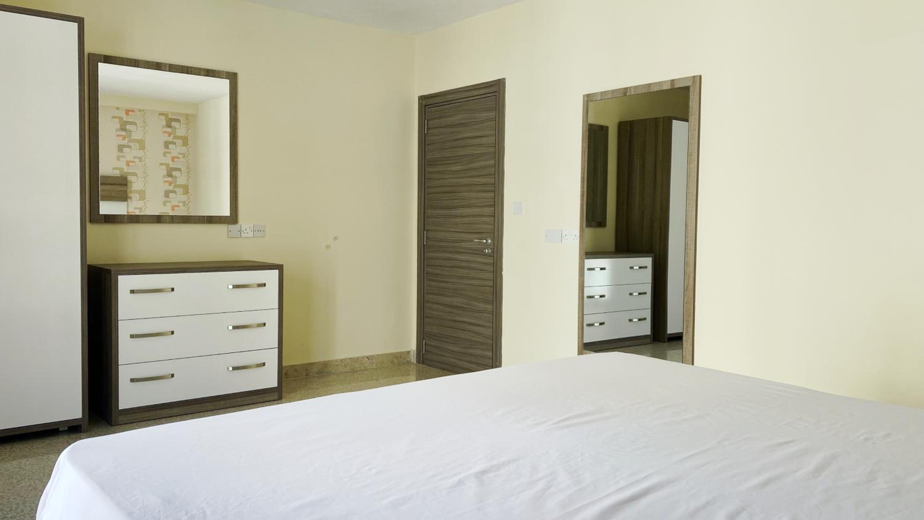 Cast Apartments