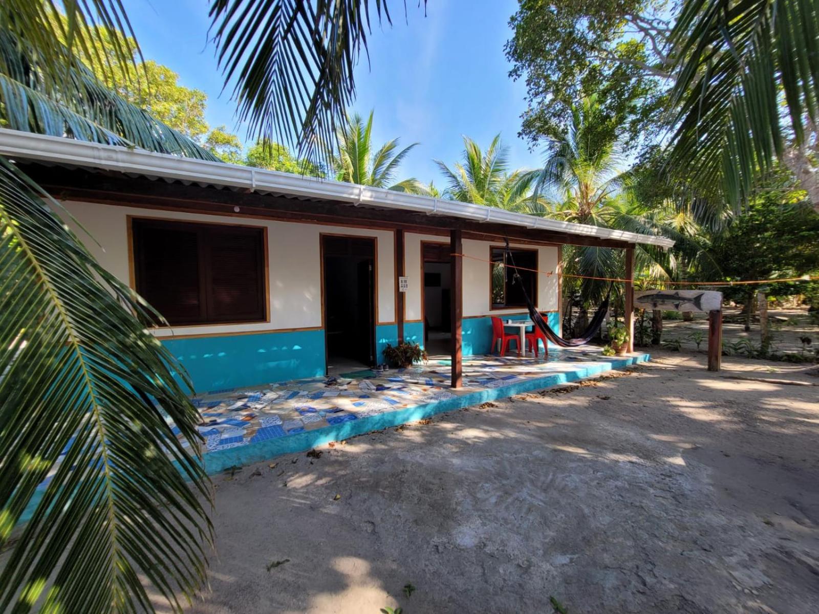 Isla Grande Eco-Hostal