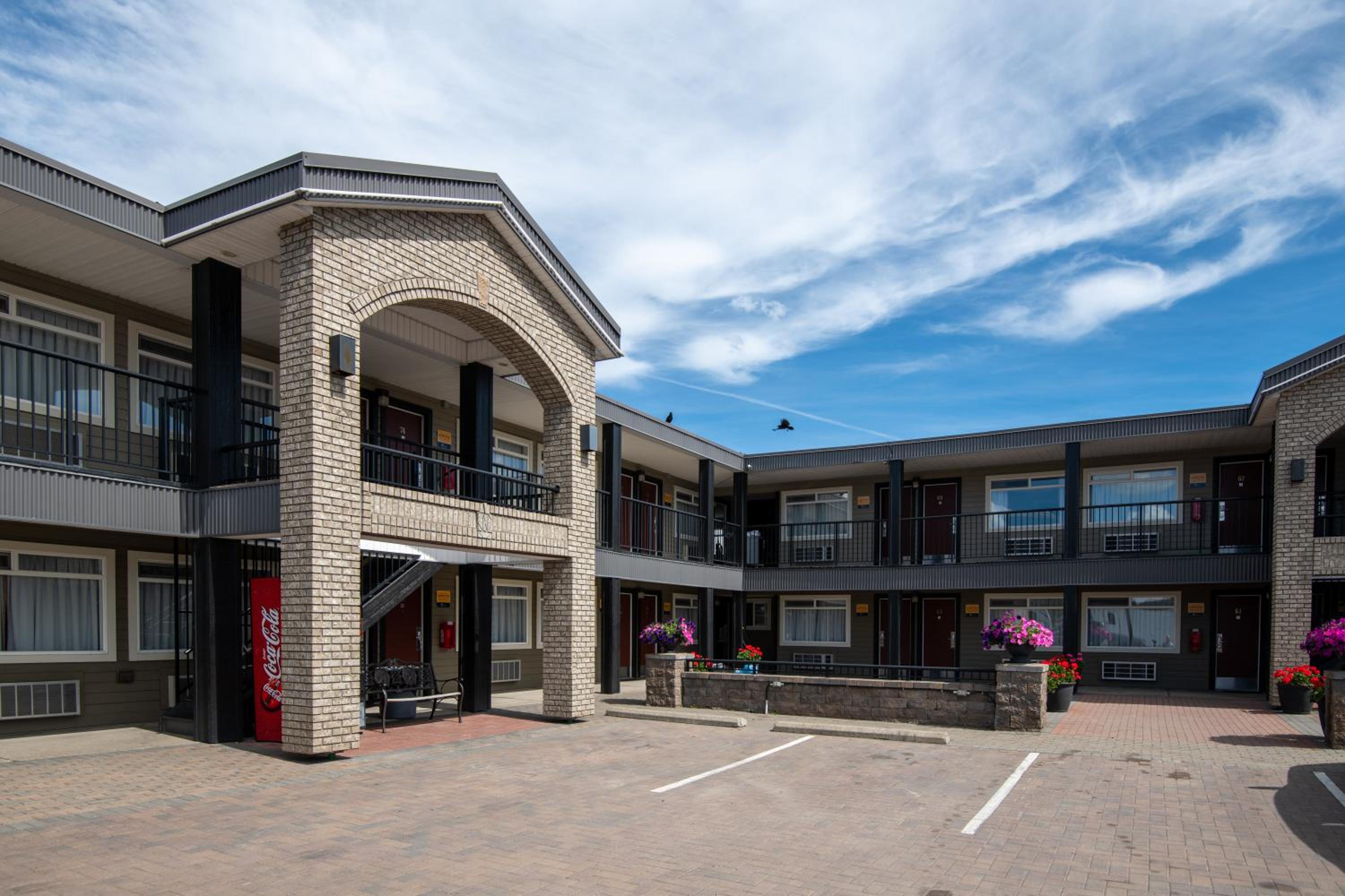 Canadas Best Value Inn-Prince George - Image 4