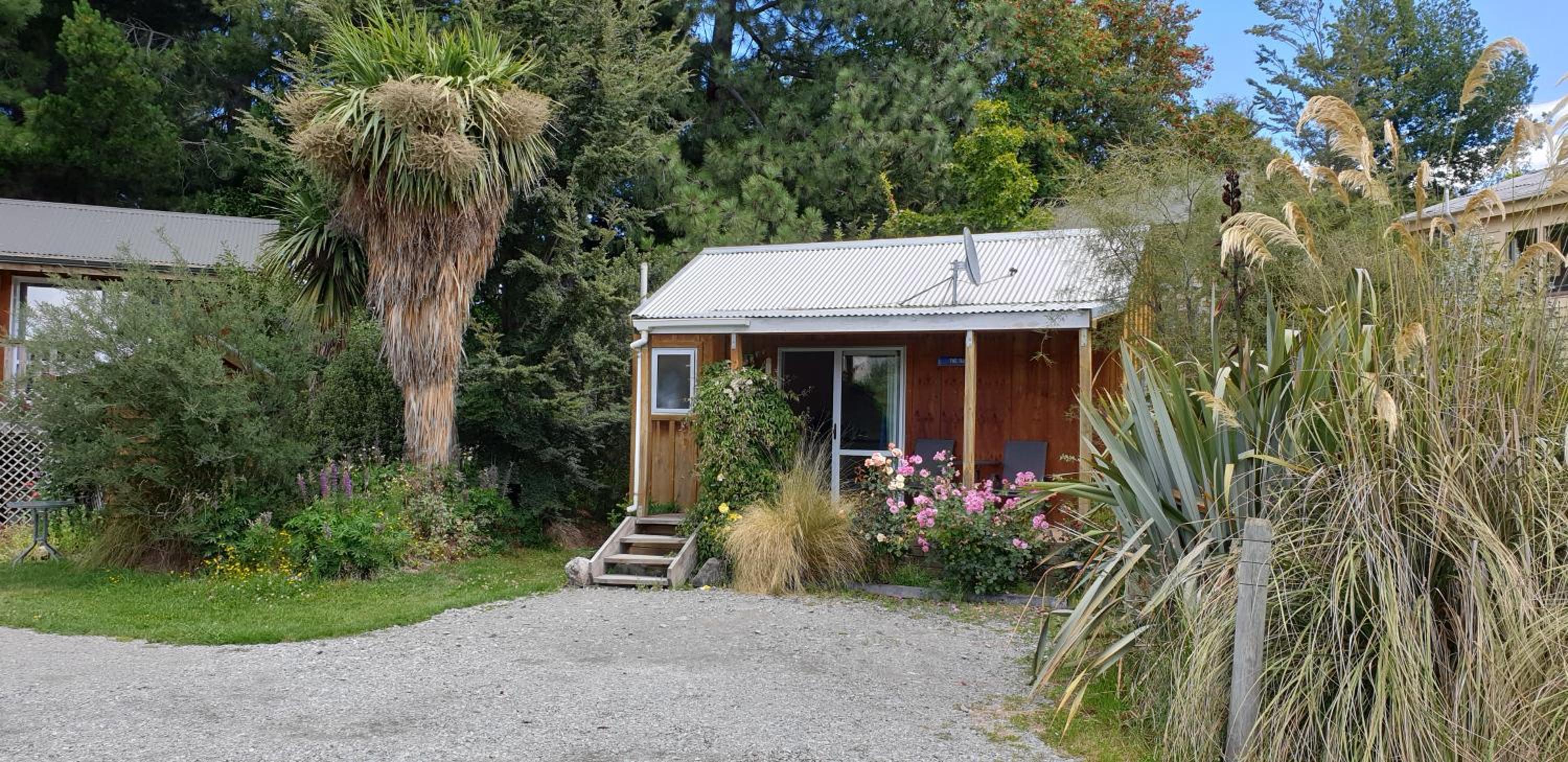 Lake Tekapo Cottages 6
