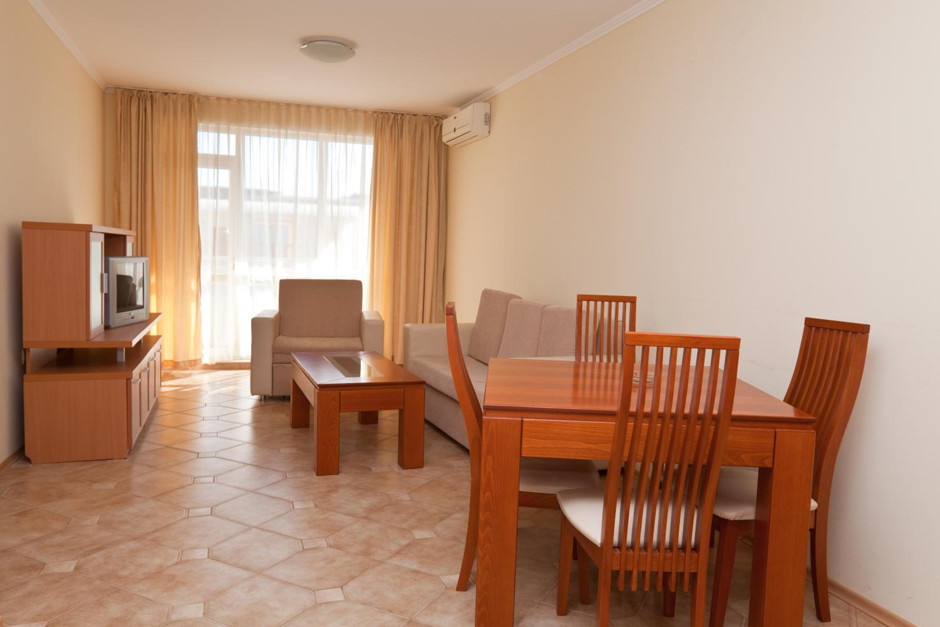 Apartments in Central Plaza