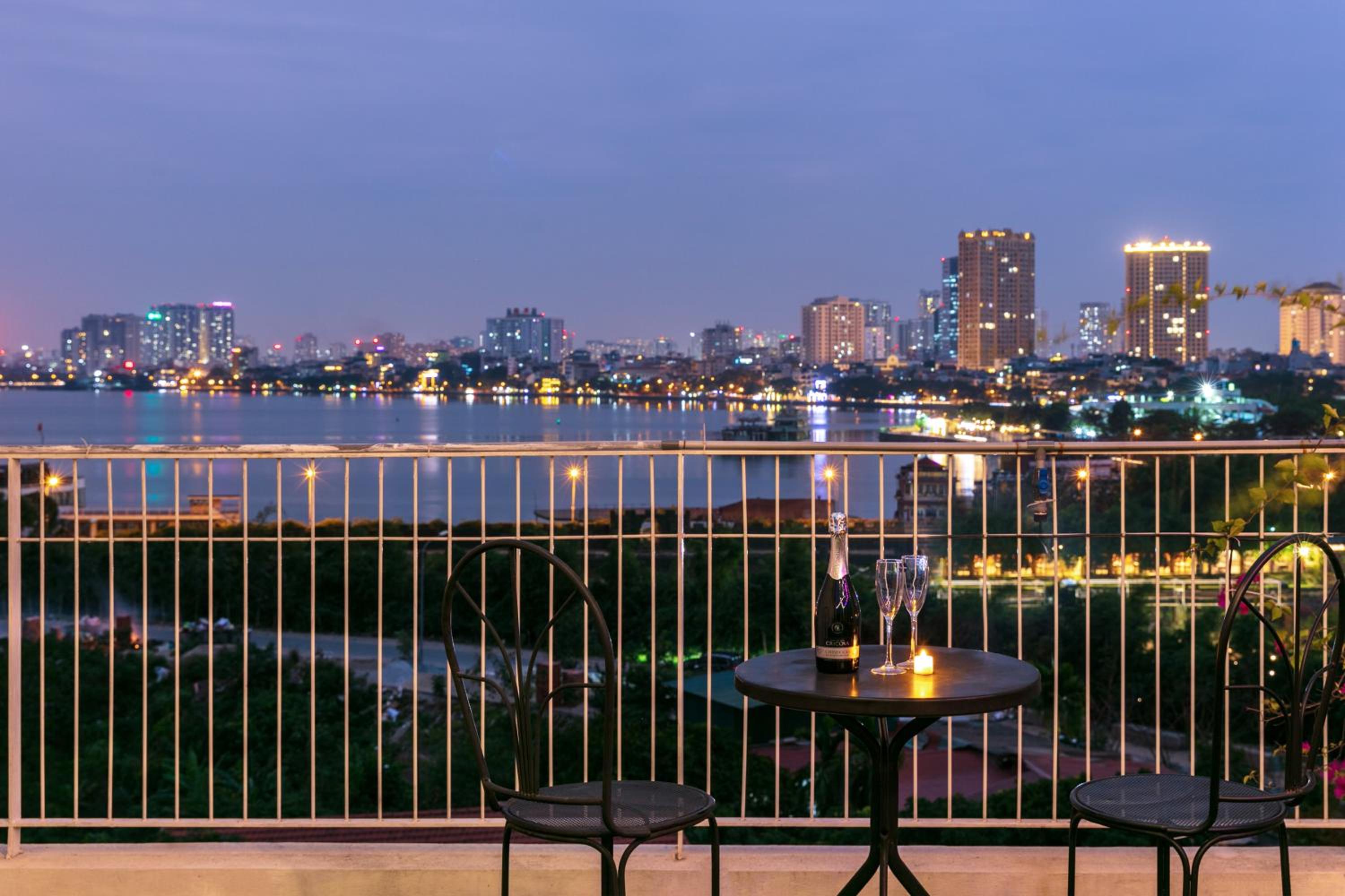 Pegasy Premium Suites & Residence Westlake