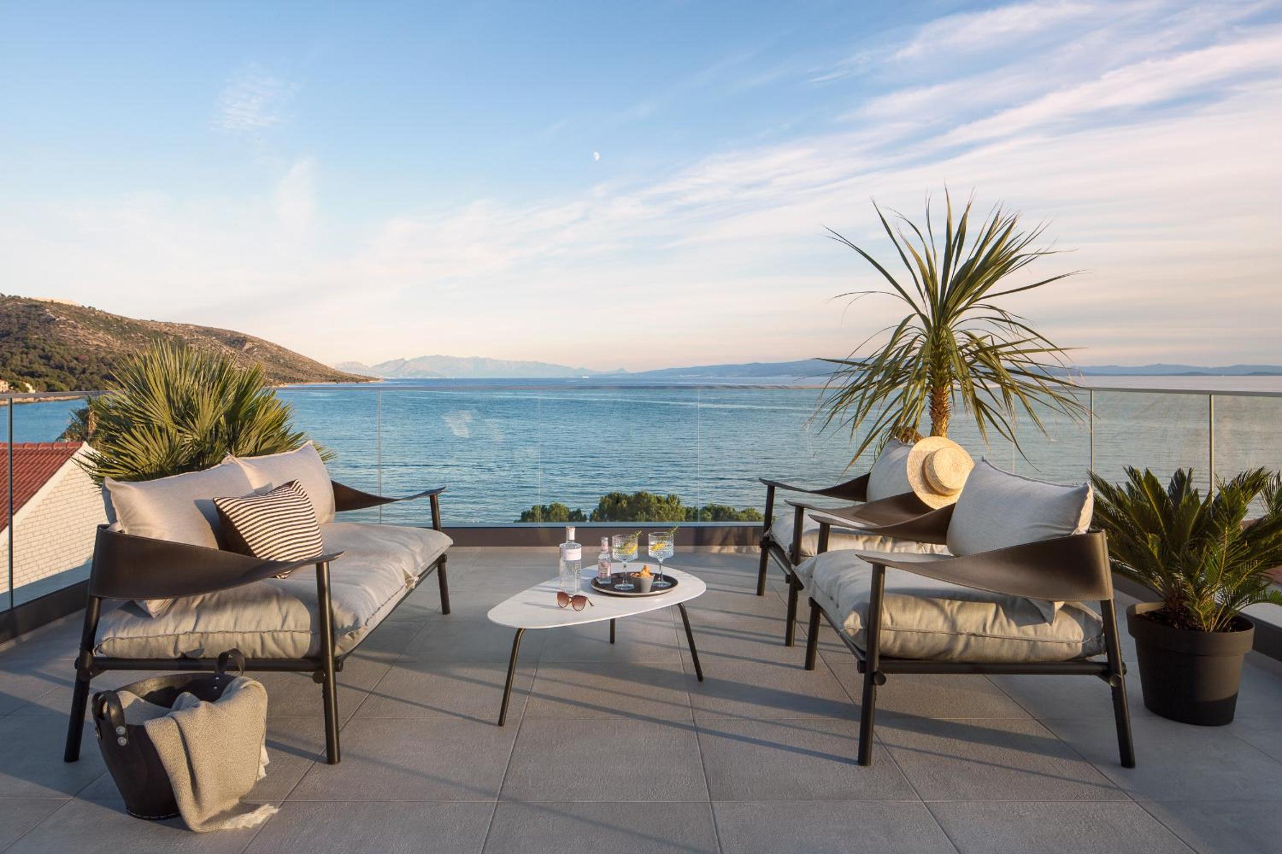 Villa Juliet view 3