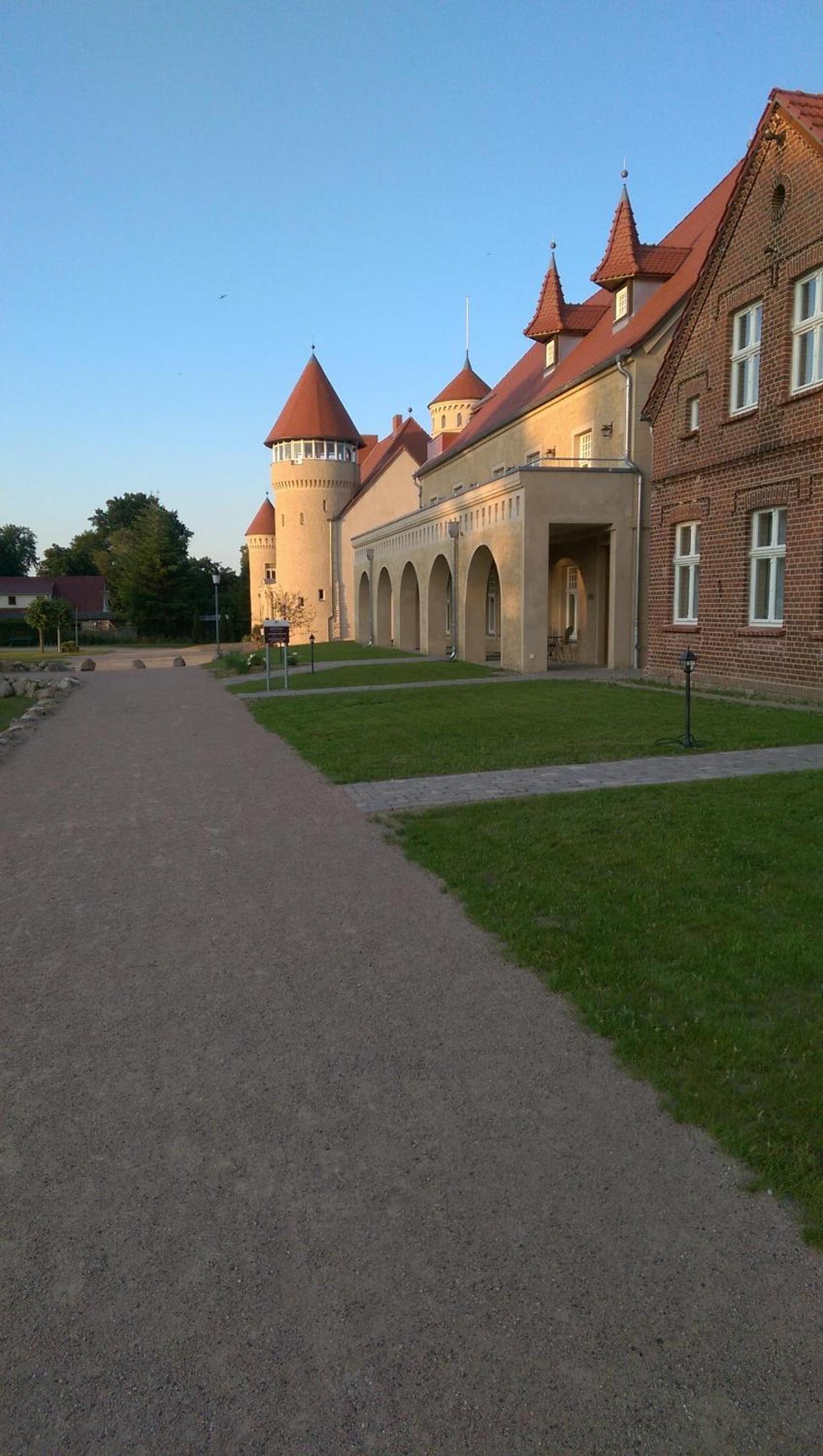 Photo 19