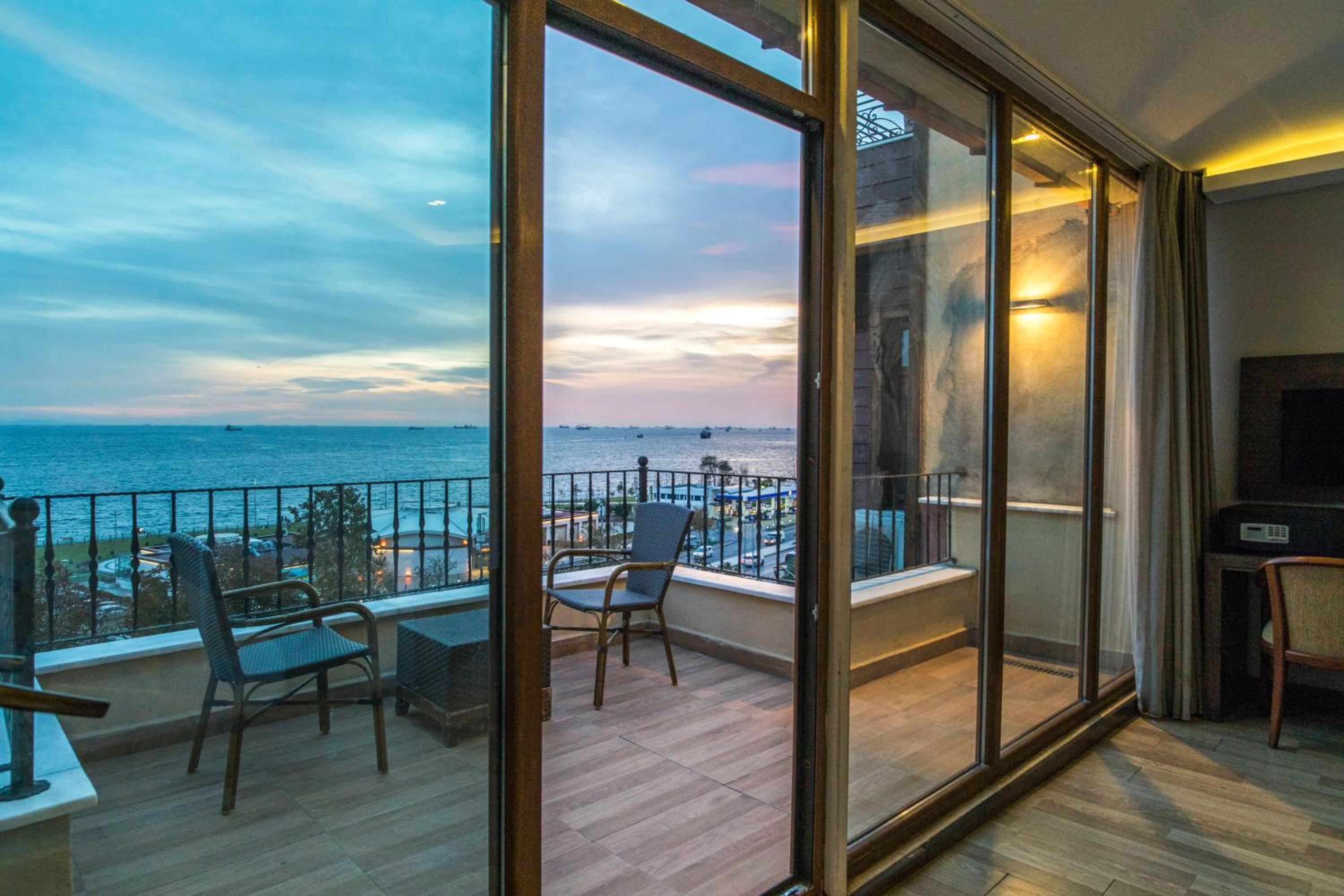 Cheers Deniz Feneri - Image 64