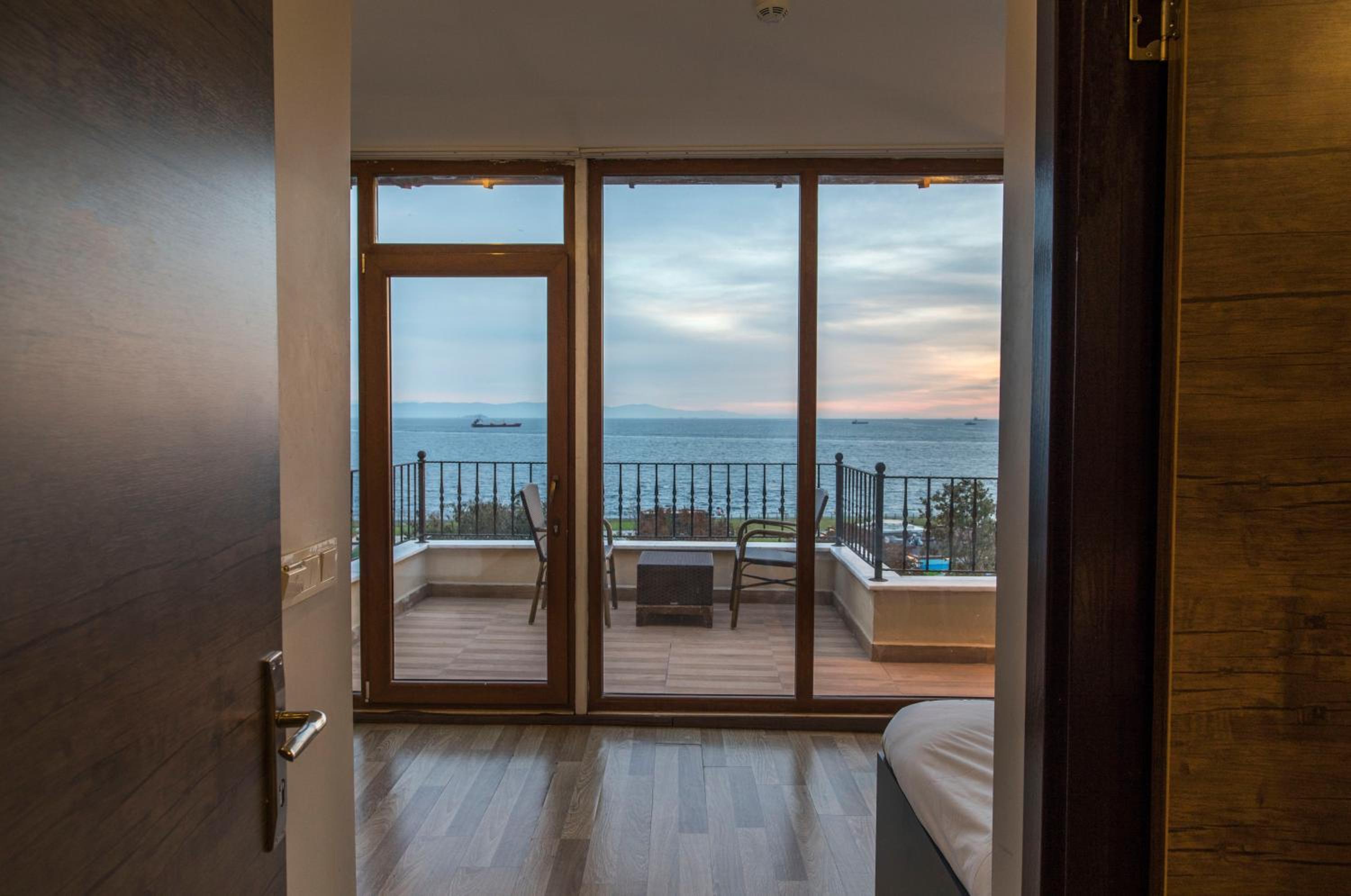 Cheers Deniz Feneri - Image 108