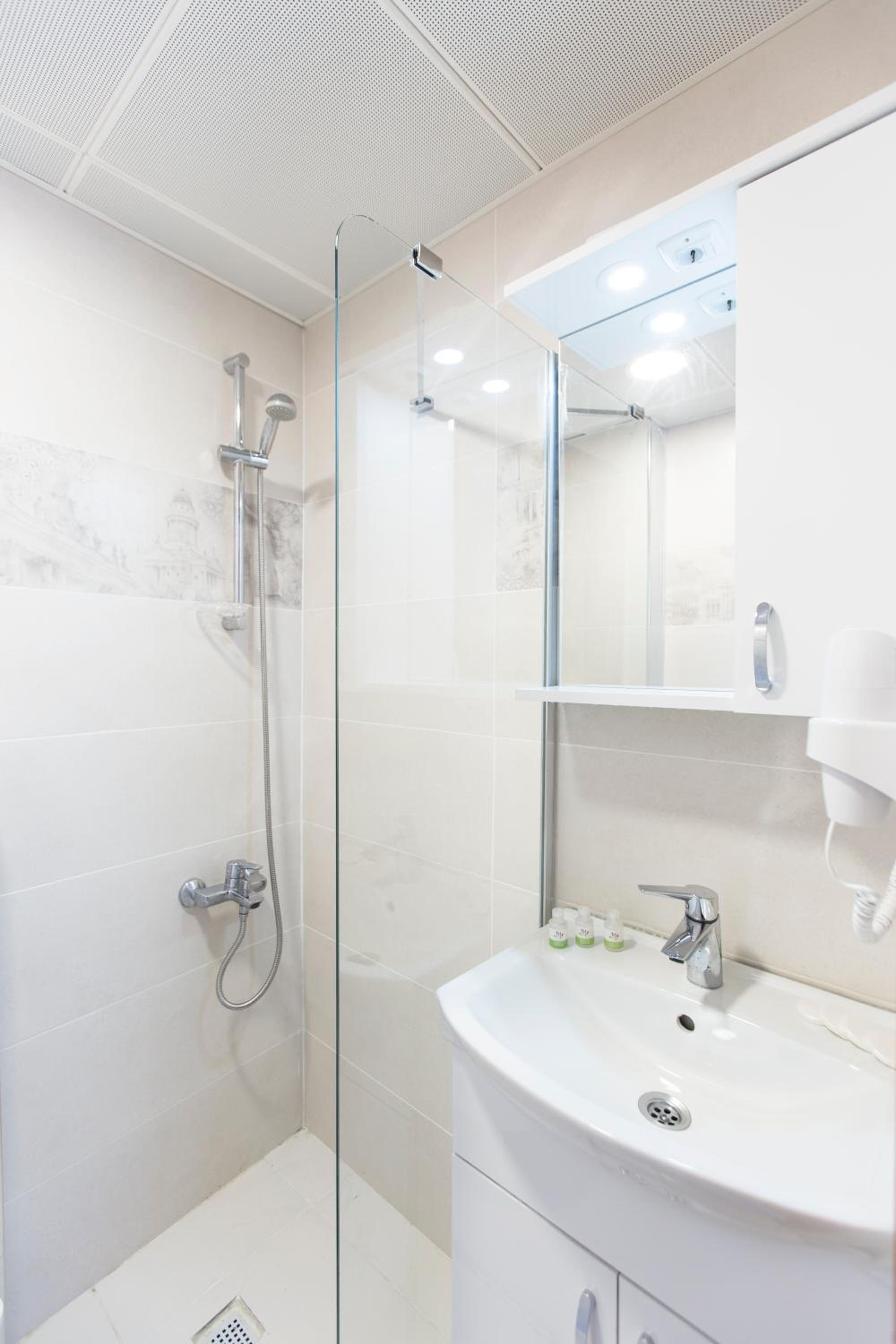 Cheers Deniz Feneri - Image 112