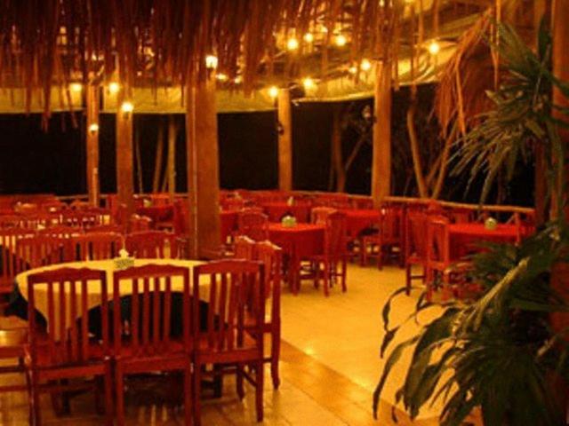 Baan Klang Aow Beach Resort