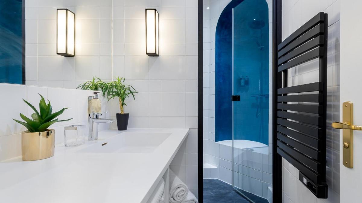 Luxury 2 Bedroom - Louvre & Champs Elysees