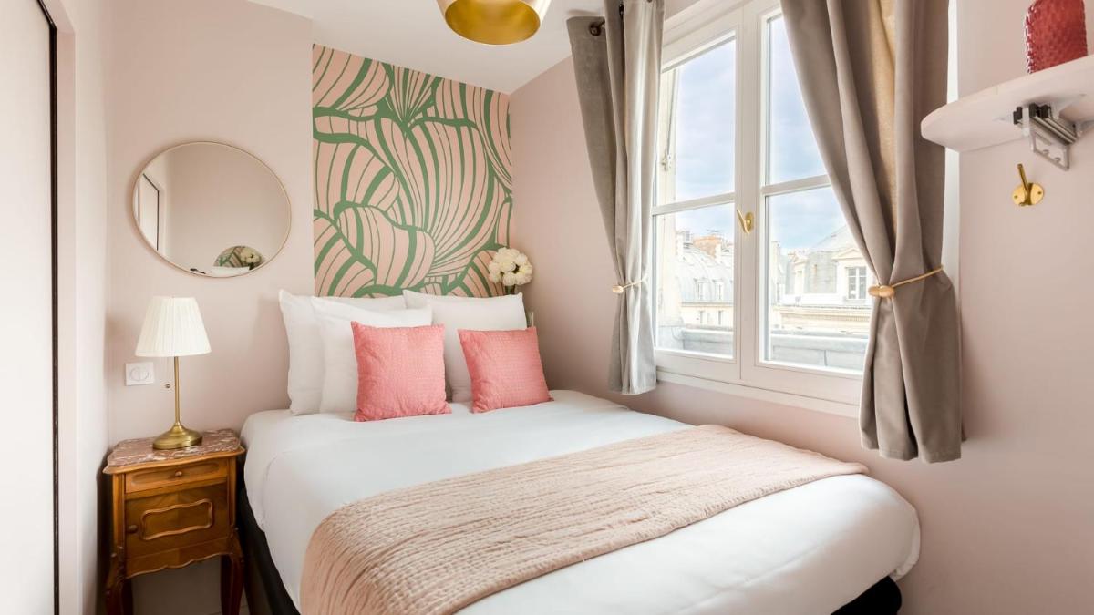 Luxury 2 Bedroom - Louvre & Champs Elysees
