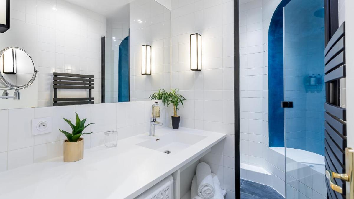 Luxury 2 Bedroom - Louvre & Champs Elysees