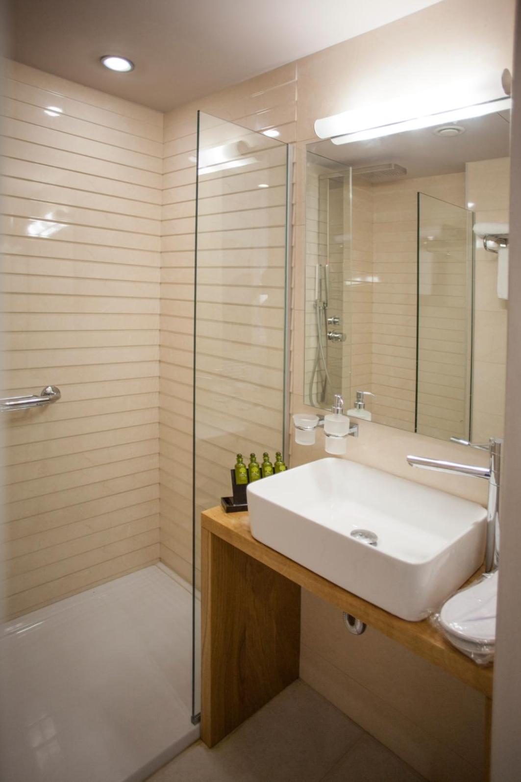 Onar Superior Suites photo 4