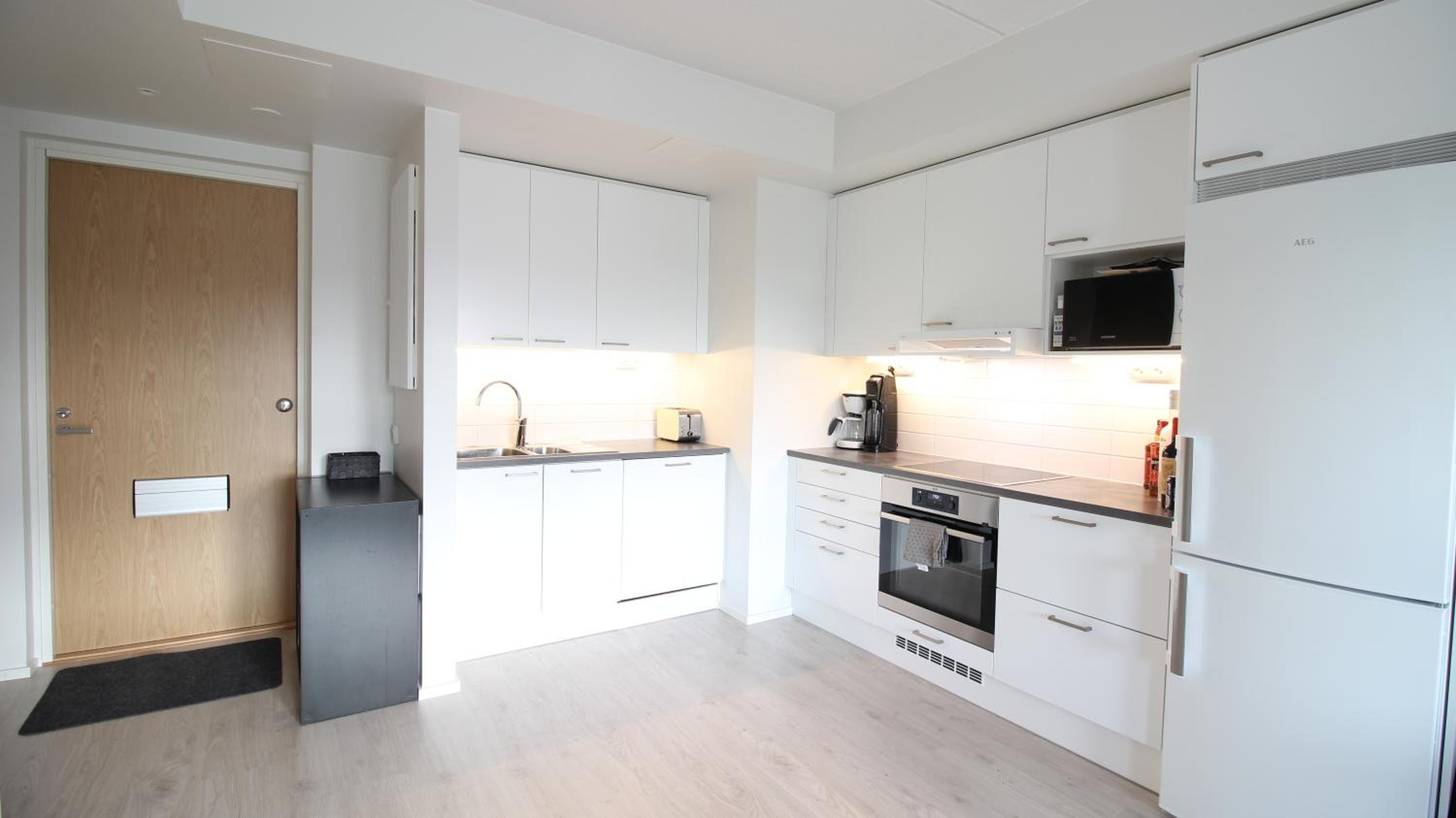 New one bedroom apartment with TERRACE and Parking