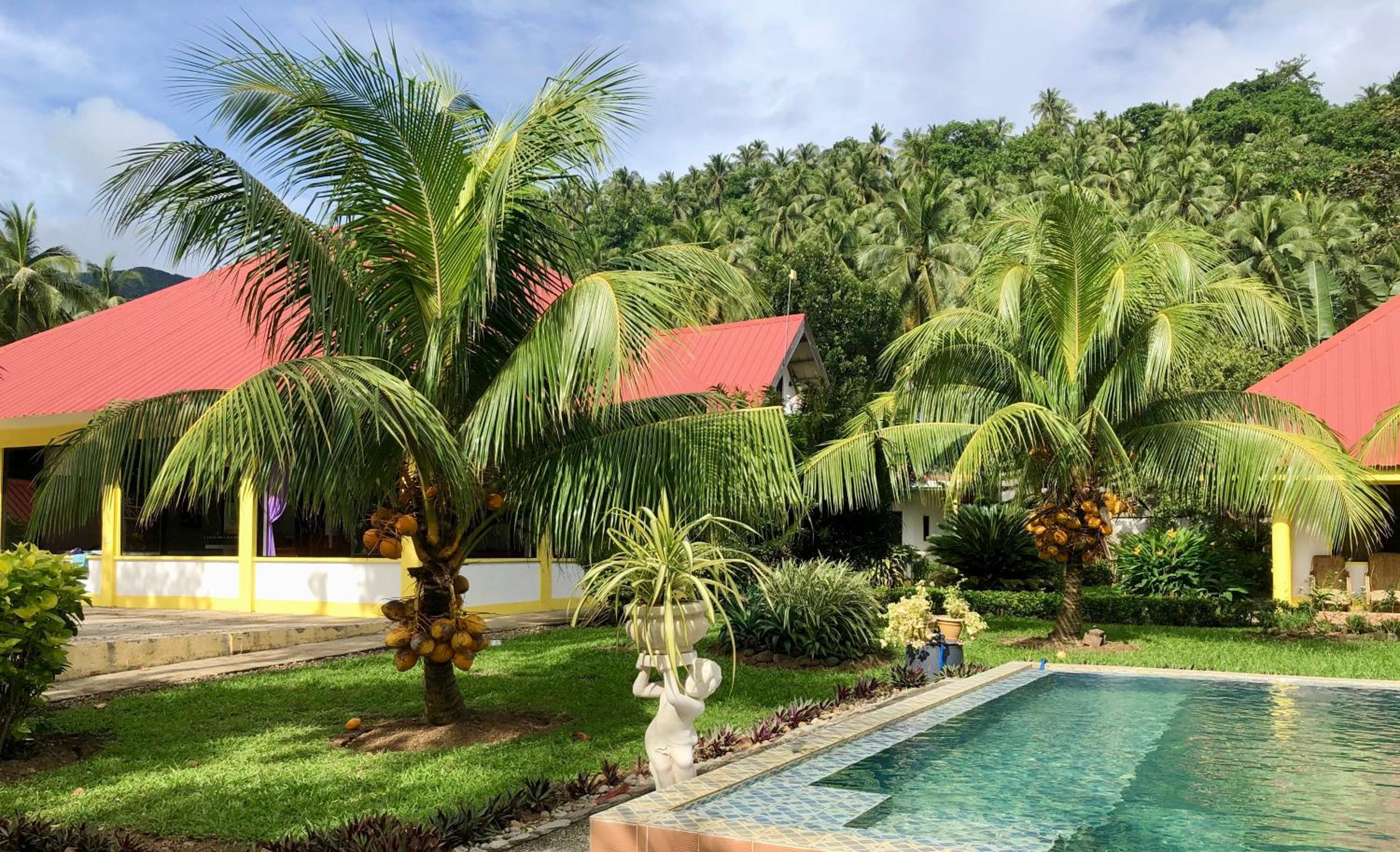 Pintuyan Dive Resort