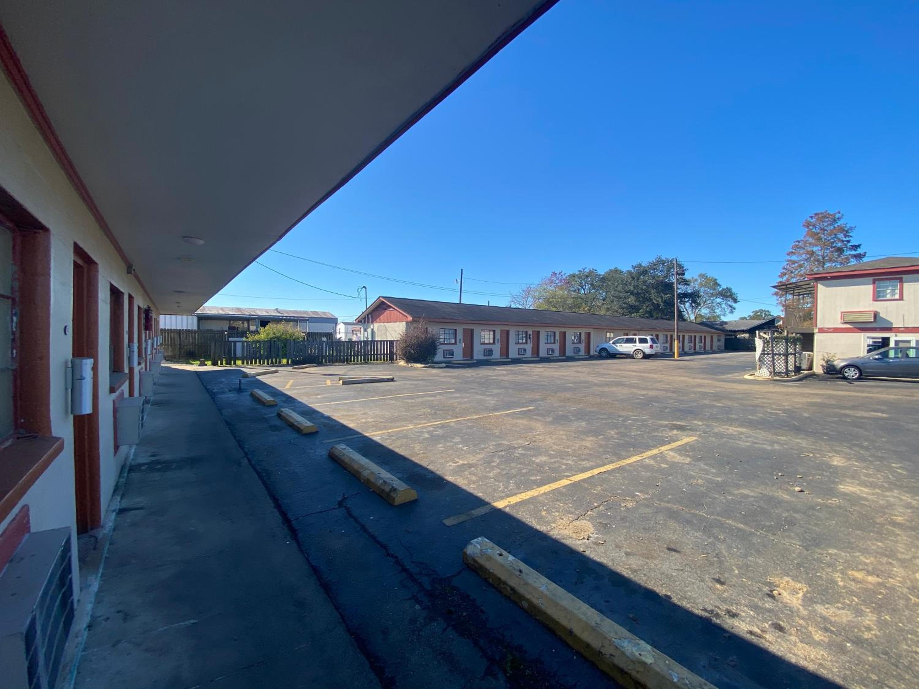 Relax Inn-Plaquemine view 4