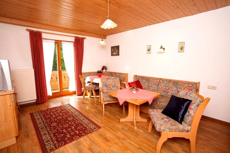 Haus Krautloider view 2