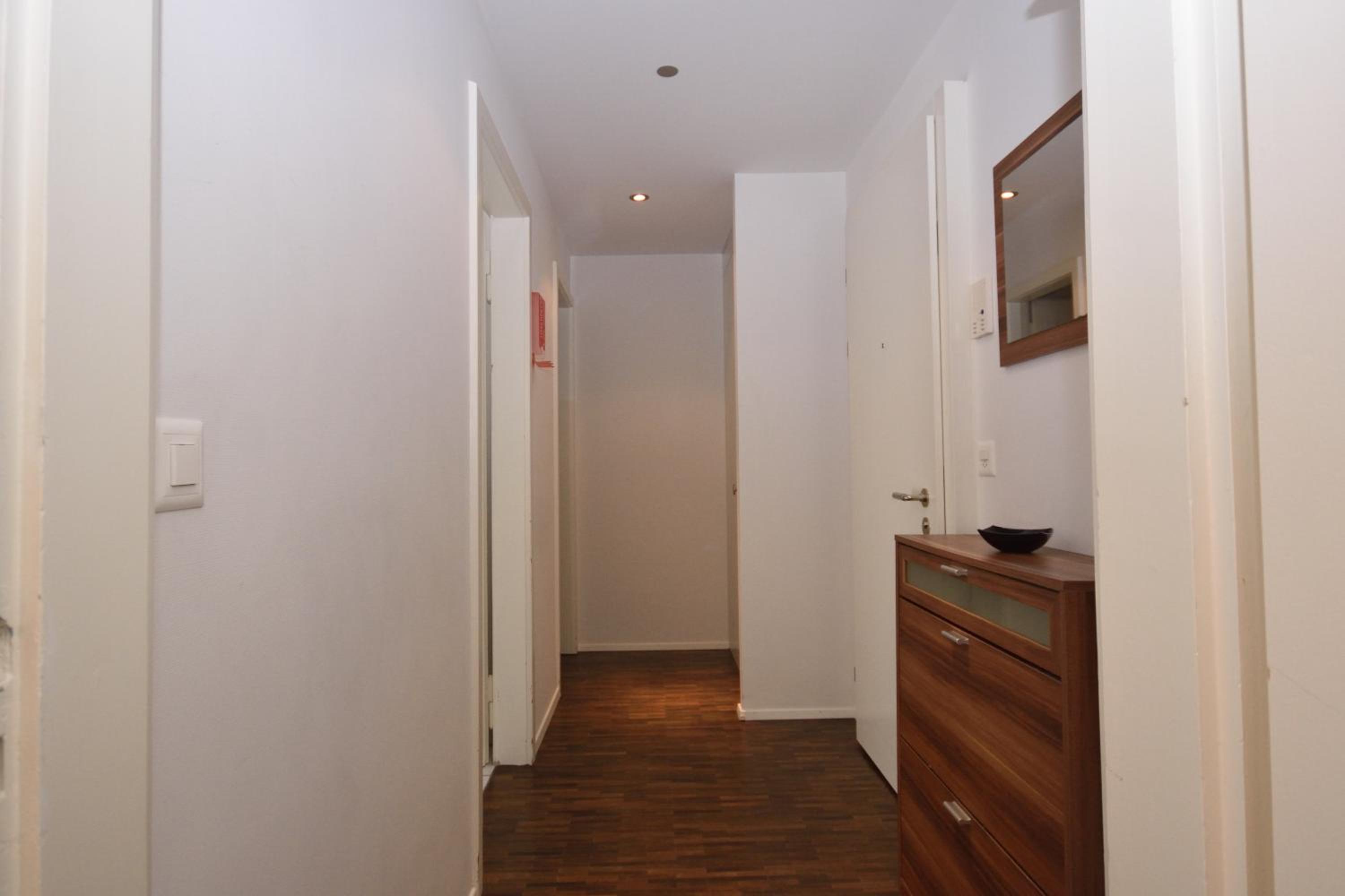 Stylish Studio near lake and Opera - Flower 22
