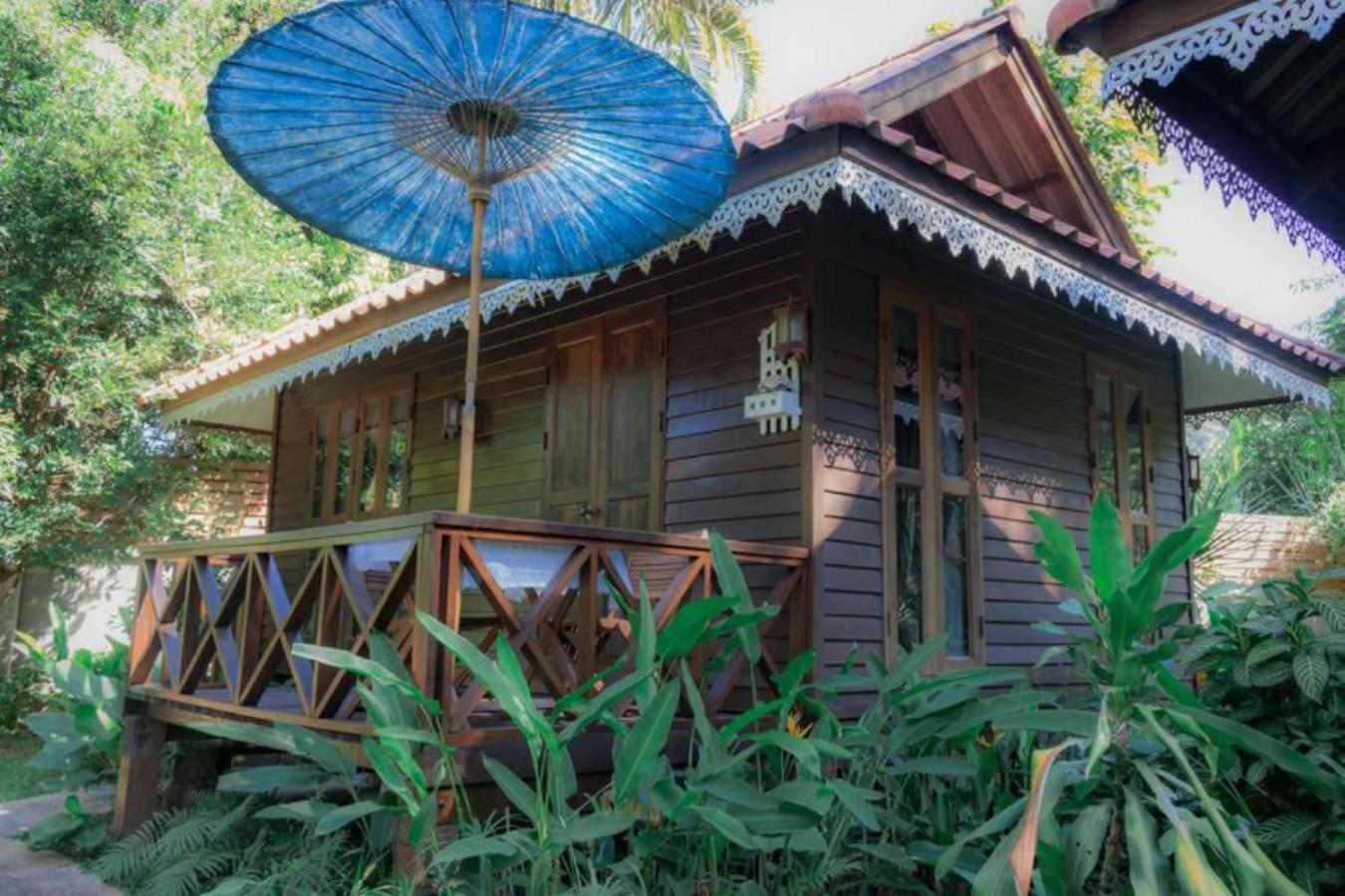 Banviewnam Camping & Resort