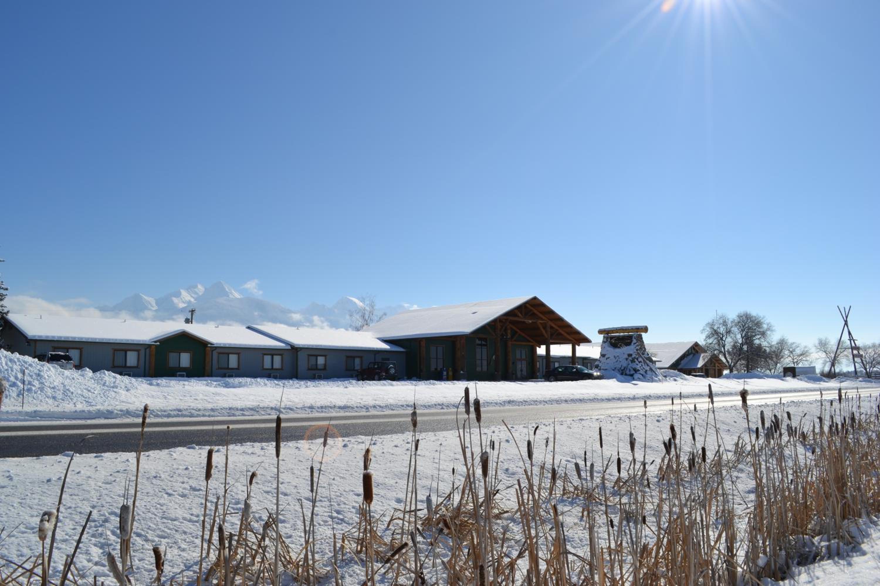 Ninepipes Lodge
