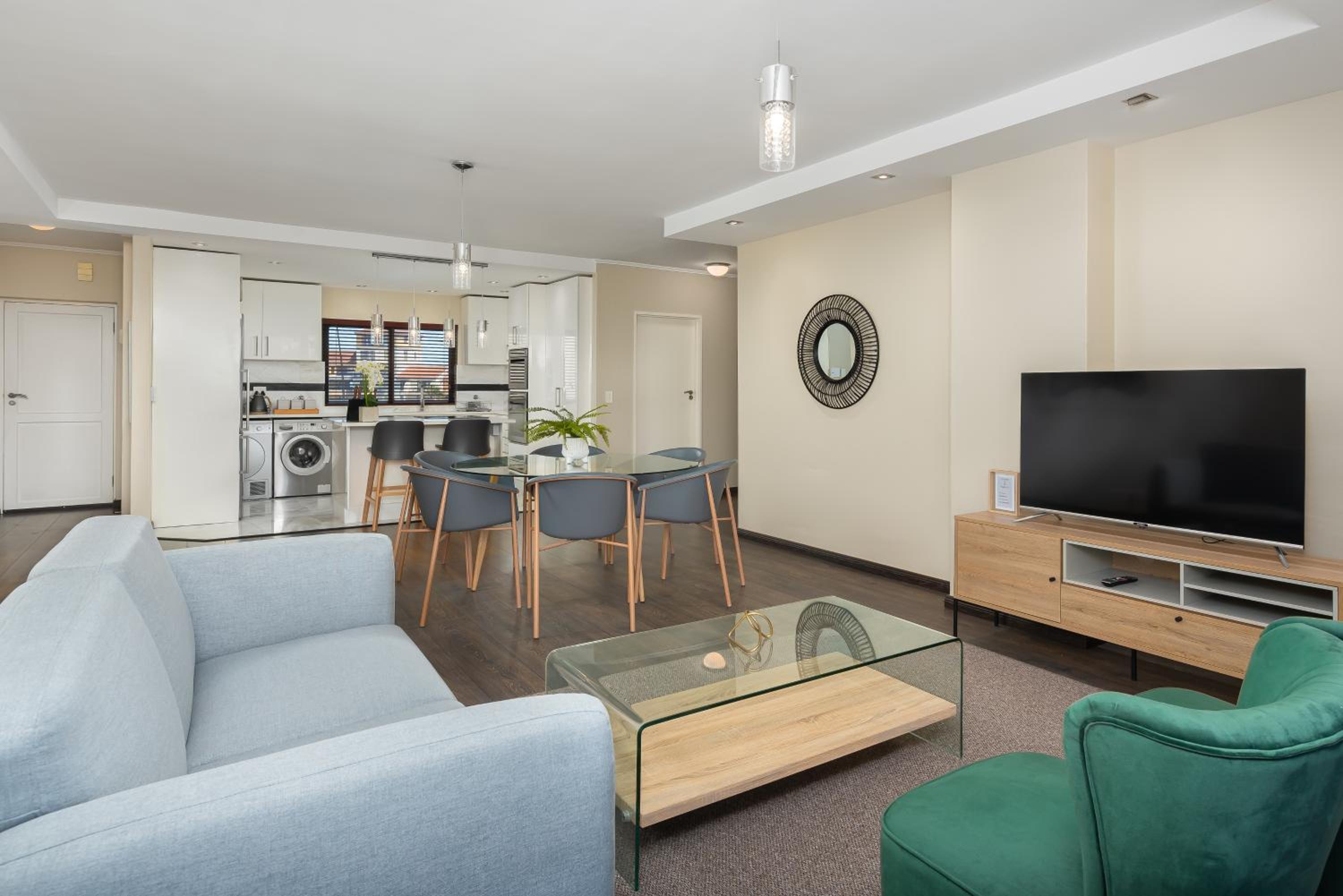 Island Club Luxury Apartments