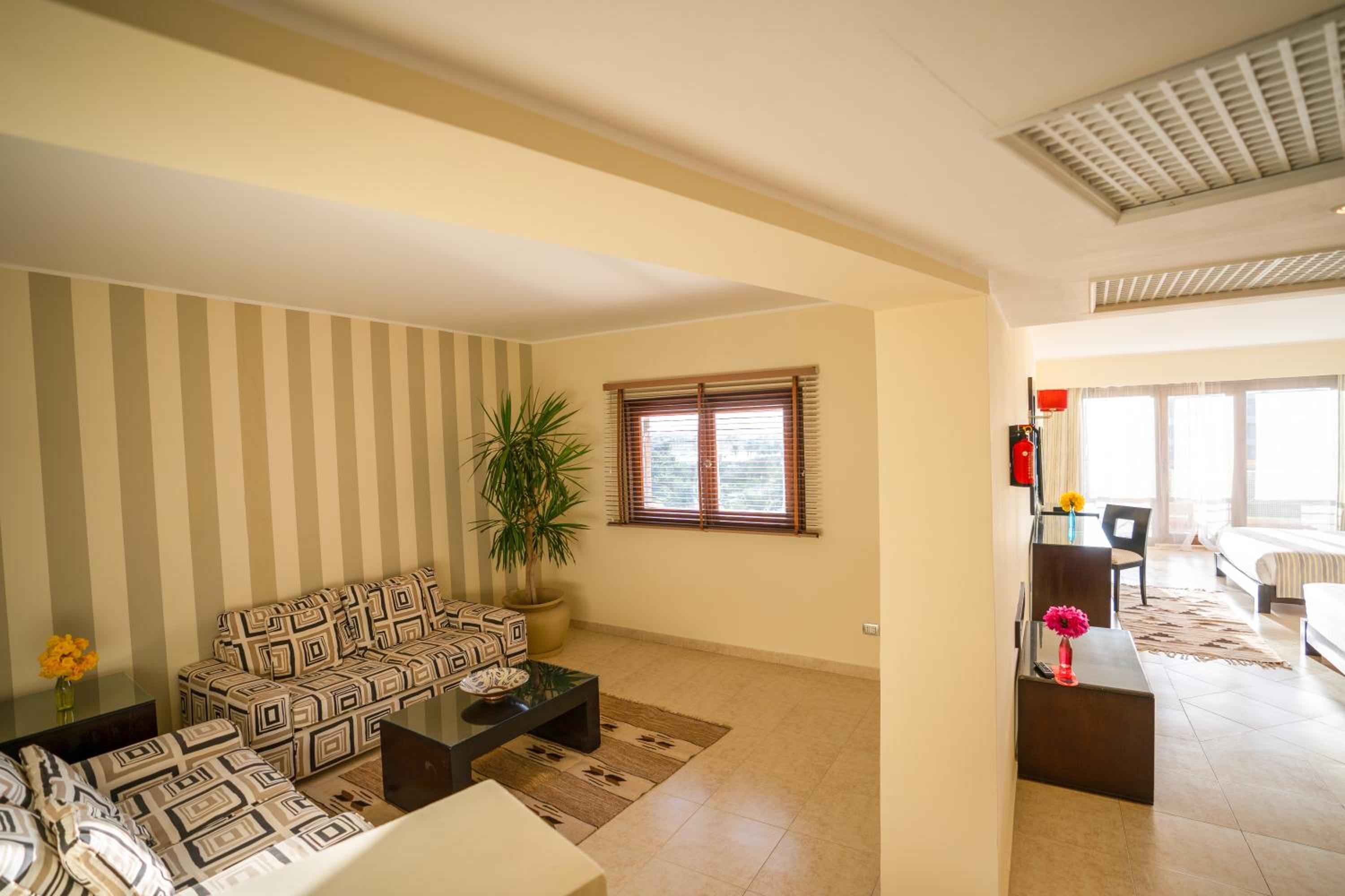 Fort Arabesque Resort, Spa & Villas