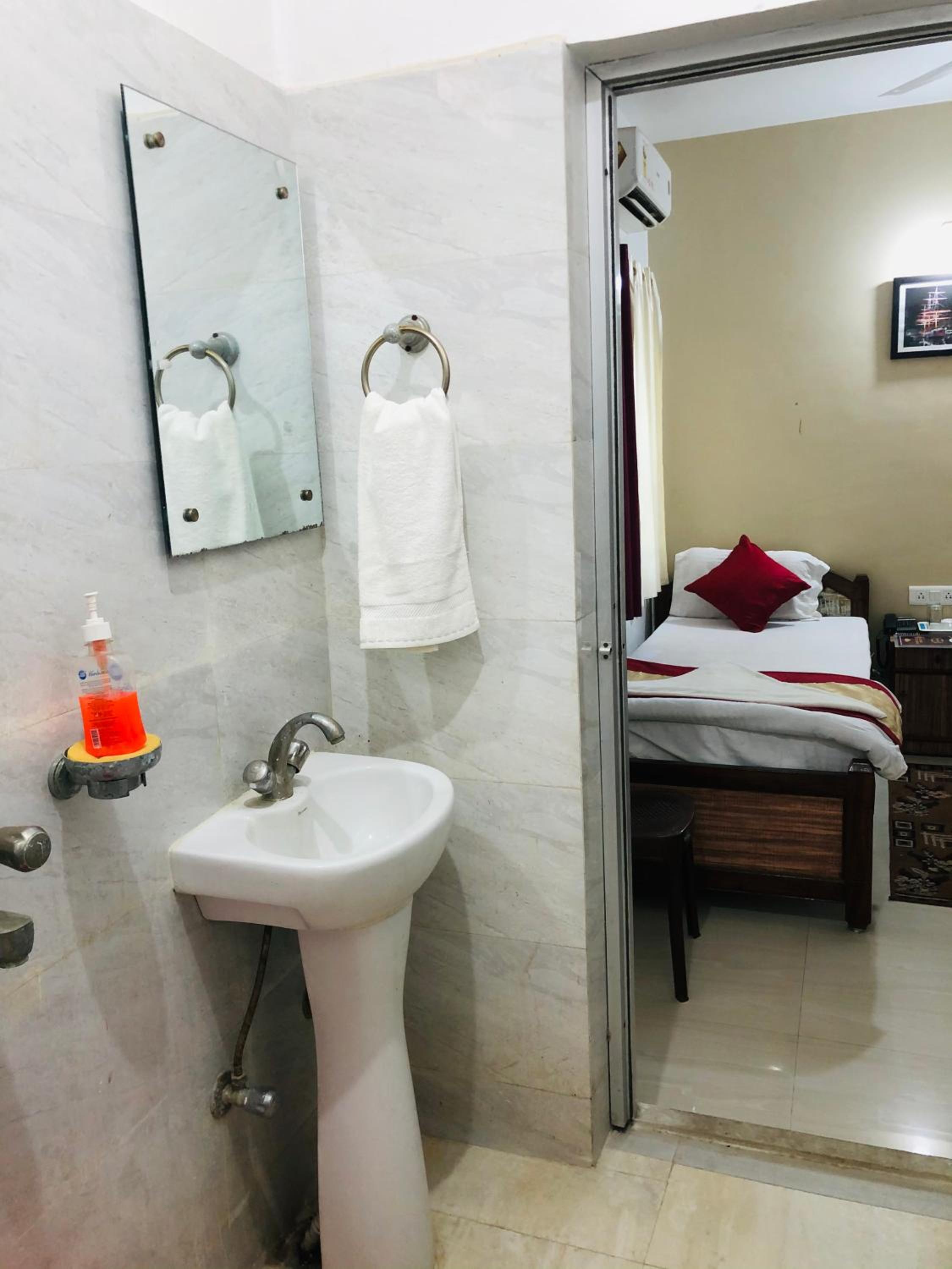 Satiya Guest House
