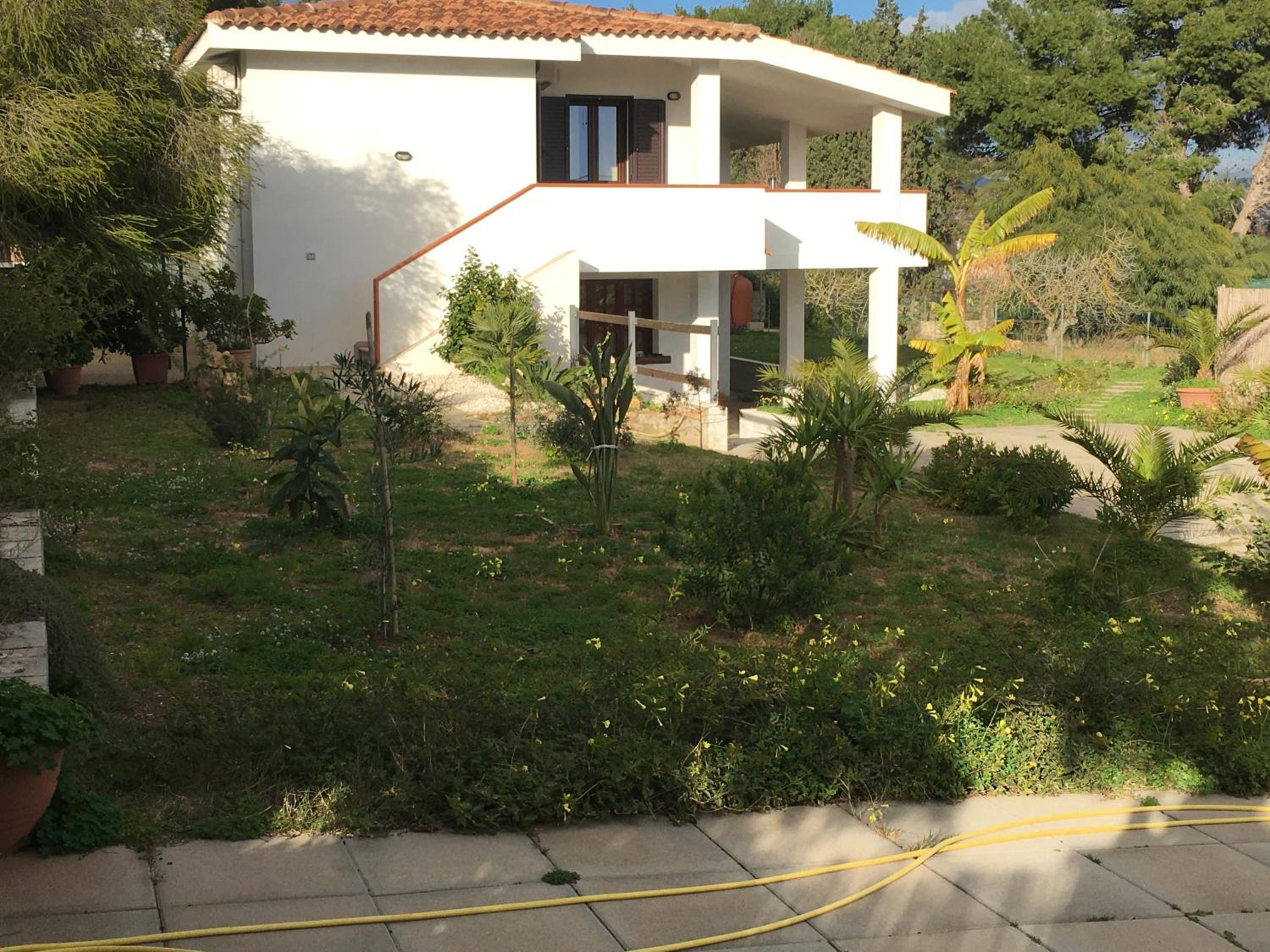 Casa Teresa a Porto Pino view 2