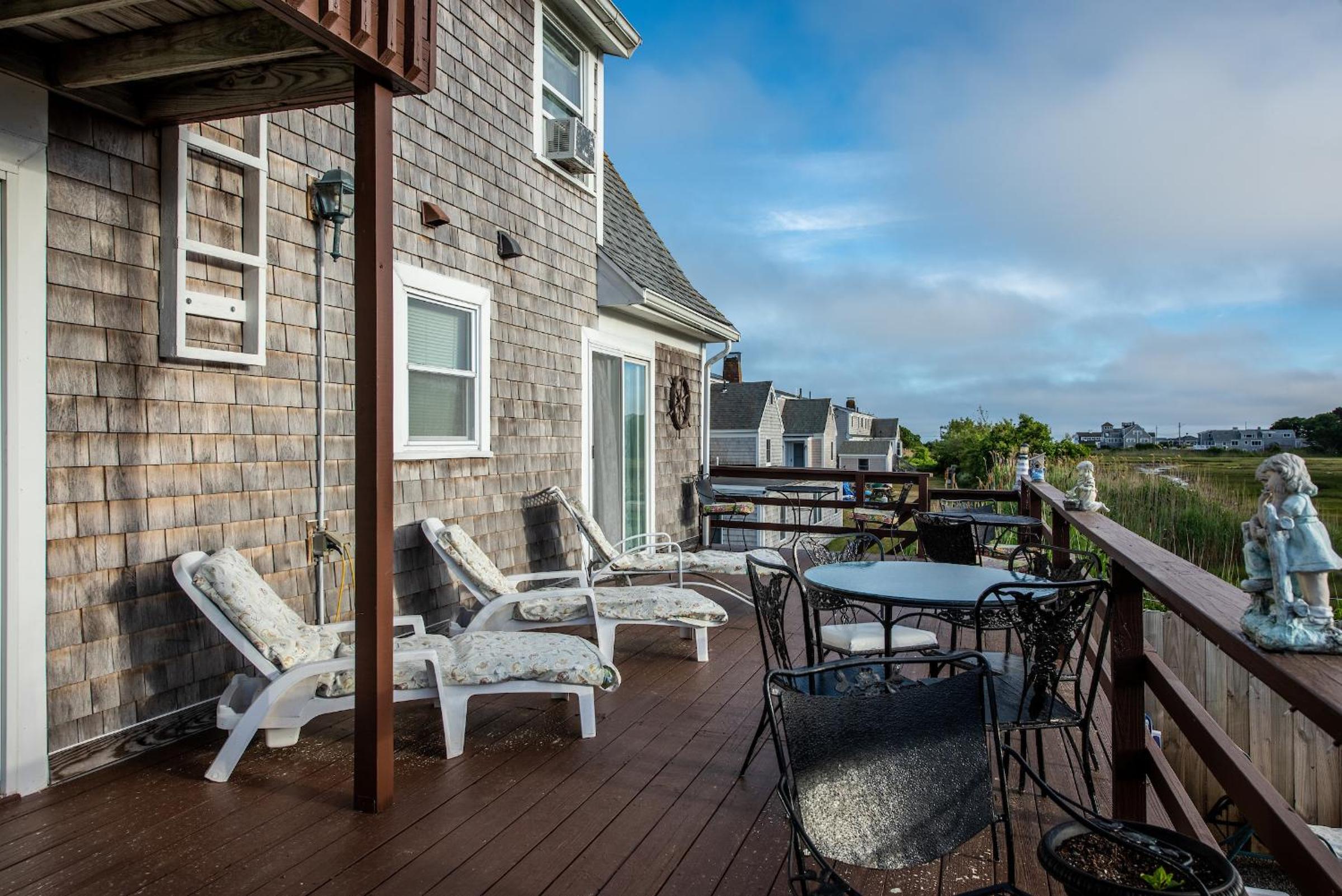 A Cape Cod Ocean Manor Inn view 4