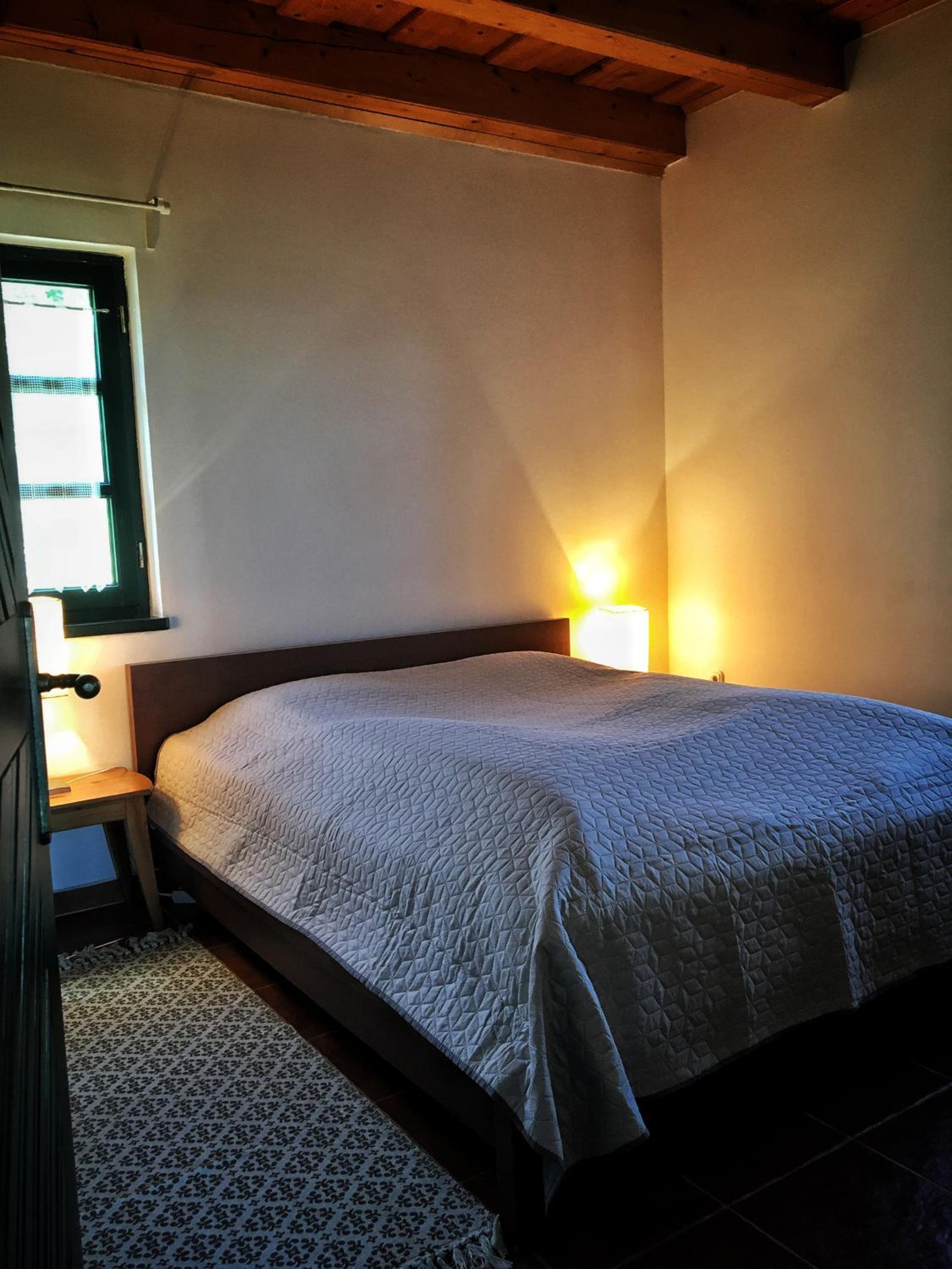 Somlo Wineshop Guesthouse view 5