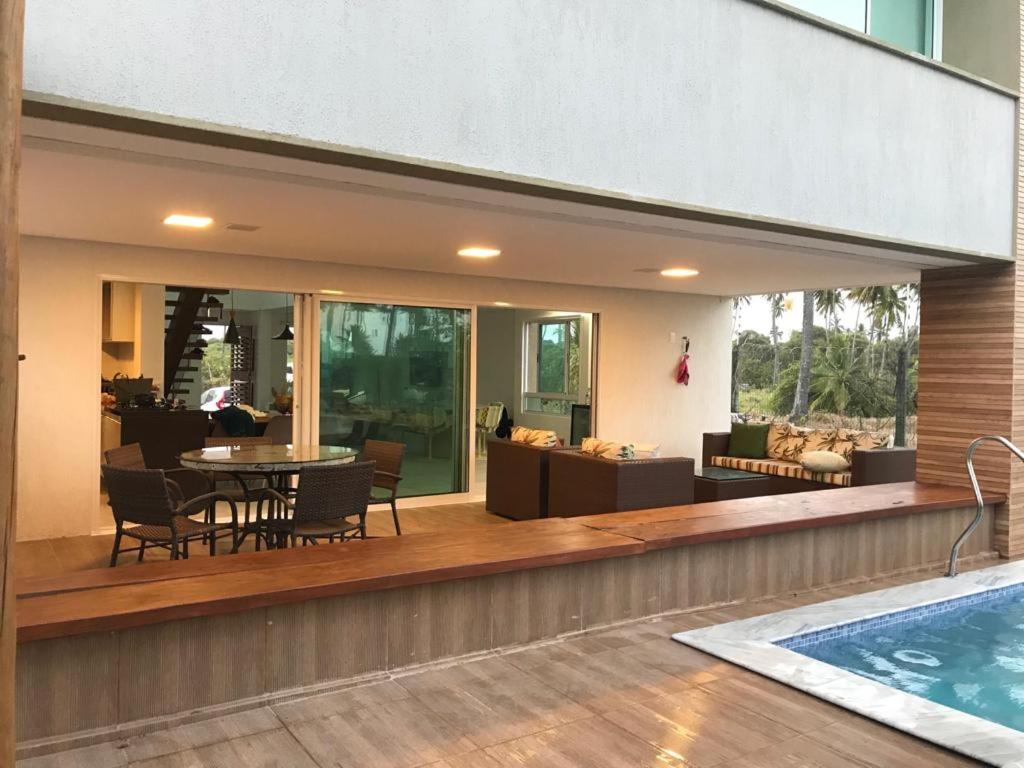 Casa Fantástica na praia de Muro Alto - Porto de Galinhas