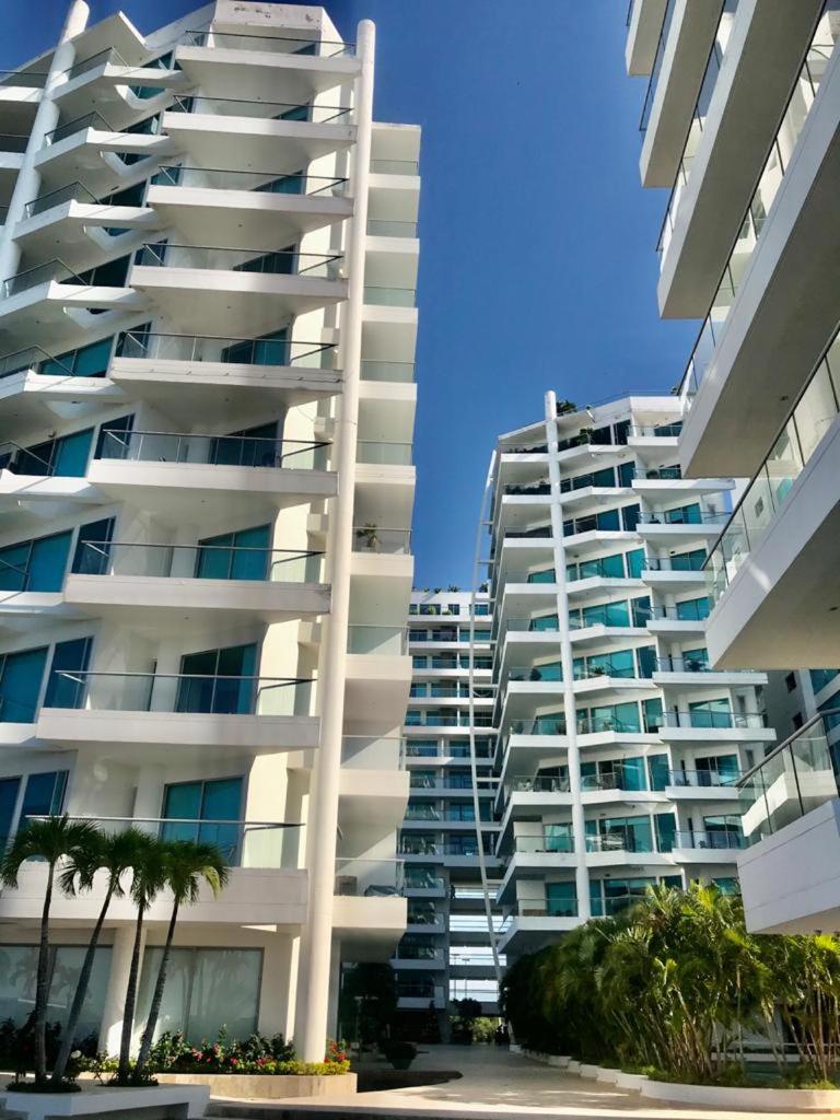 Lujoso Apartamento Sector Morros Vista al Mar