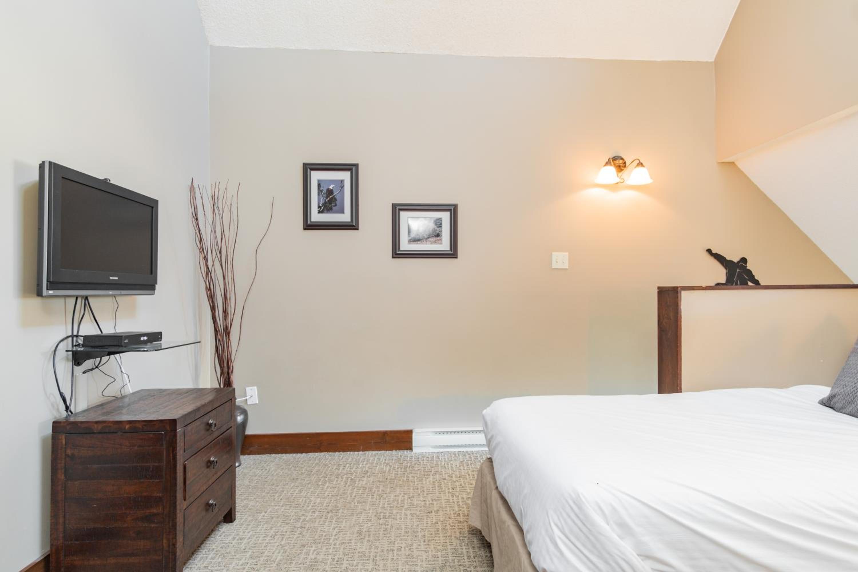 Wildwood Lodge by Outpost Whistler