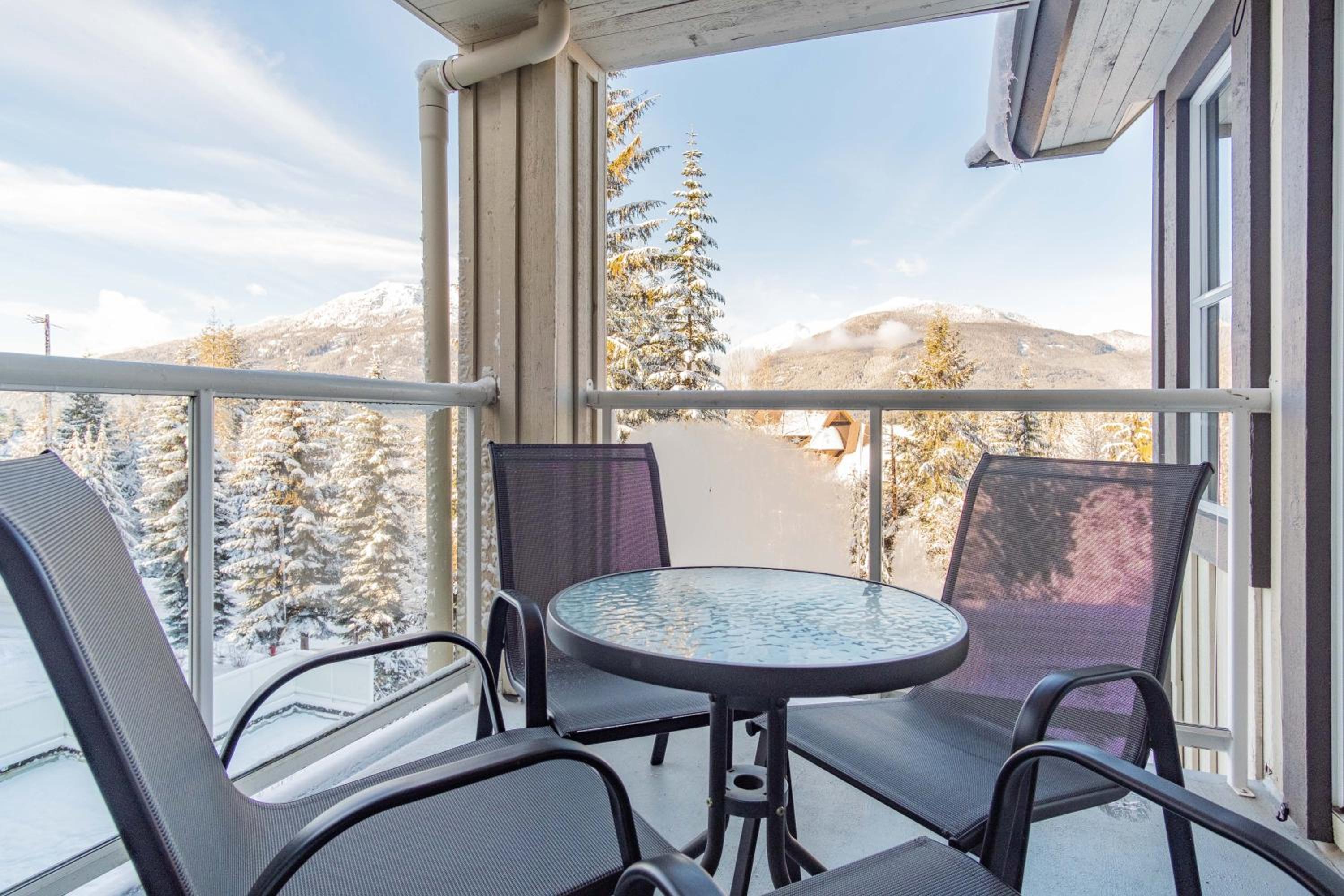 Wildwood Lodge by Outpost Whistler