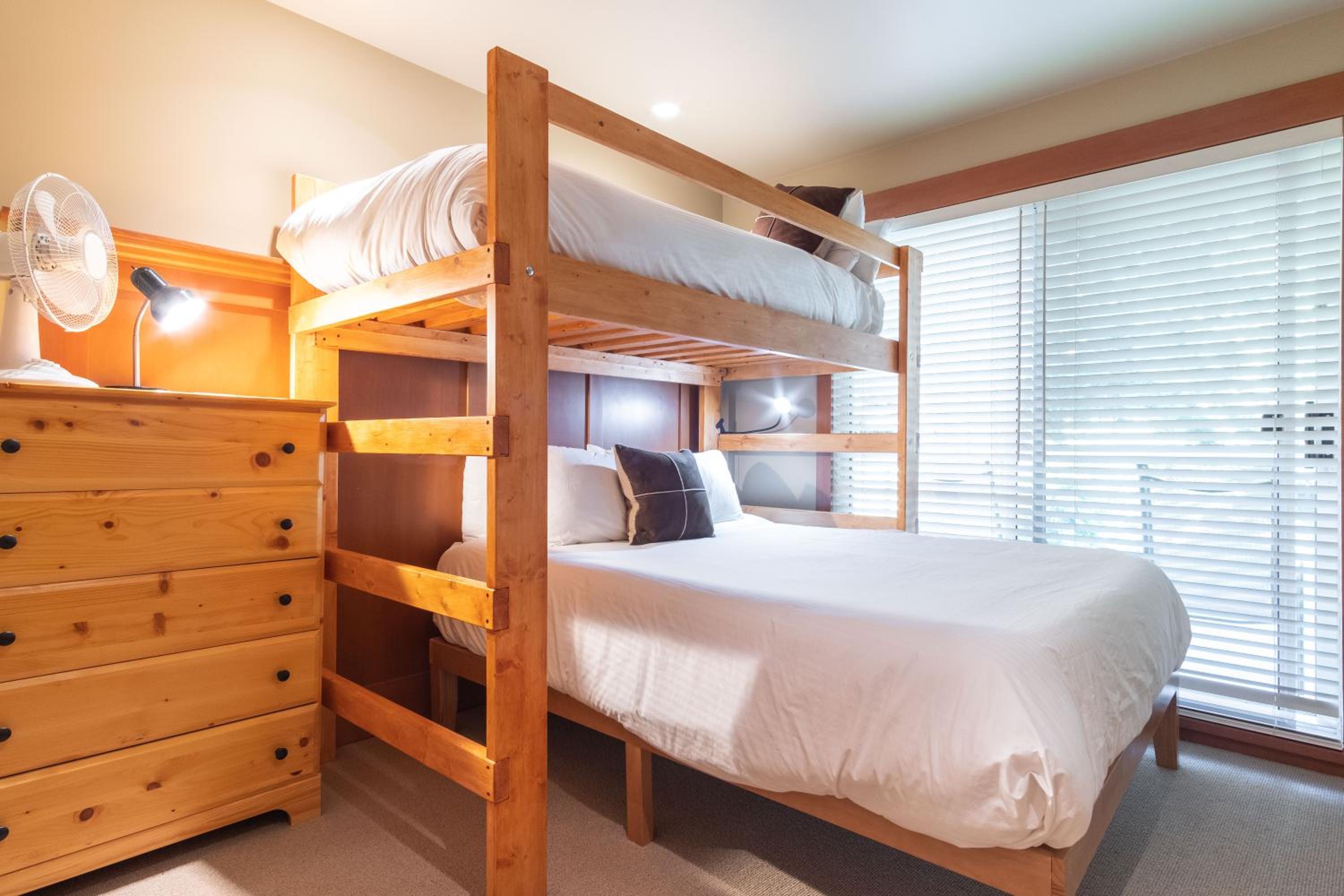 Wildwood Lodge by Outpost Whistler - Image 4