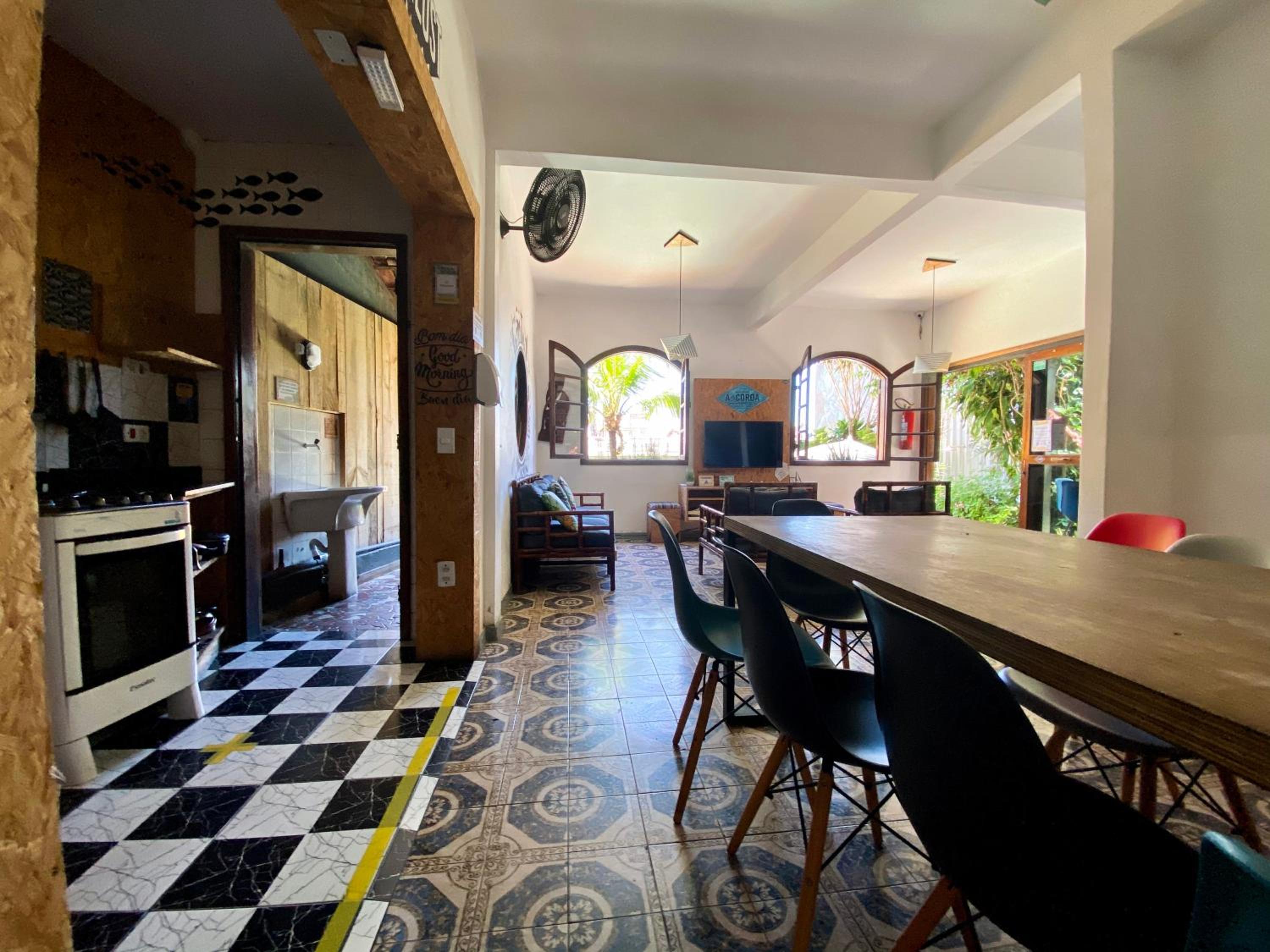 A Coroa Hostel & Pousada