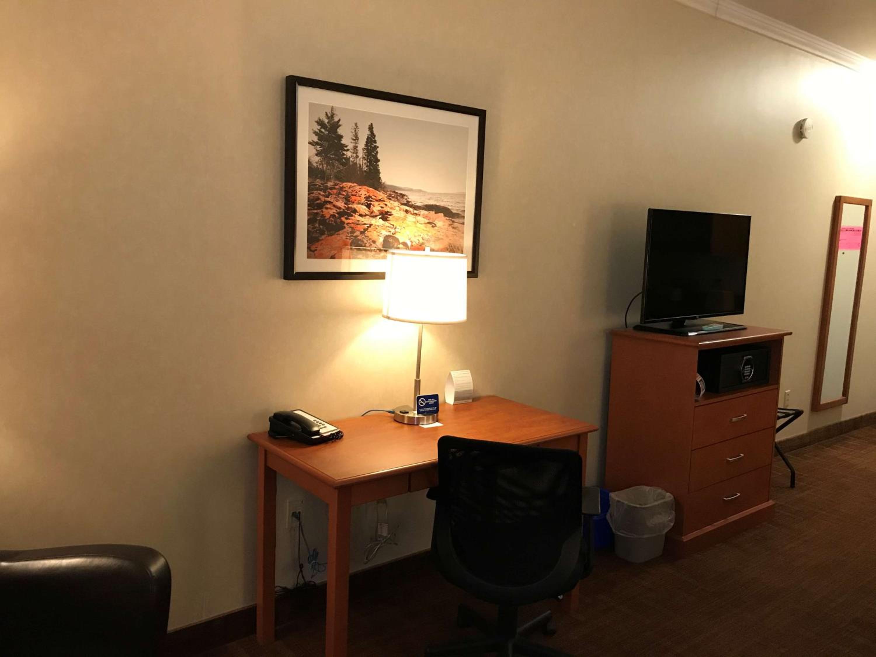 Thunder Bay Vacations - Best Western Thunder Bay Crossroads - Property Image 8
