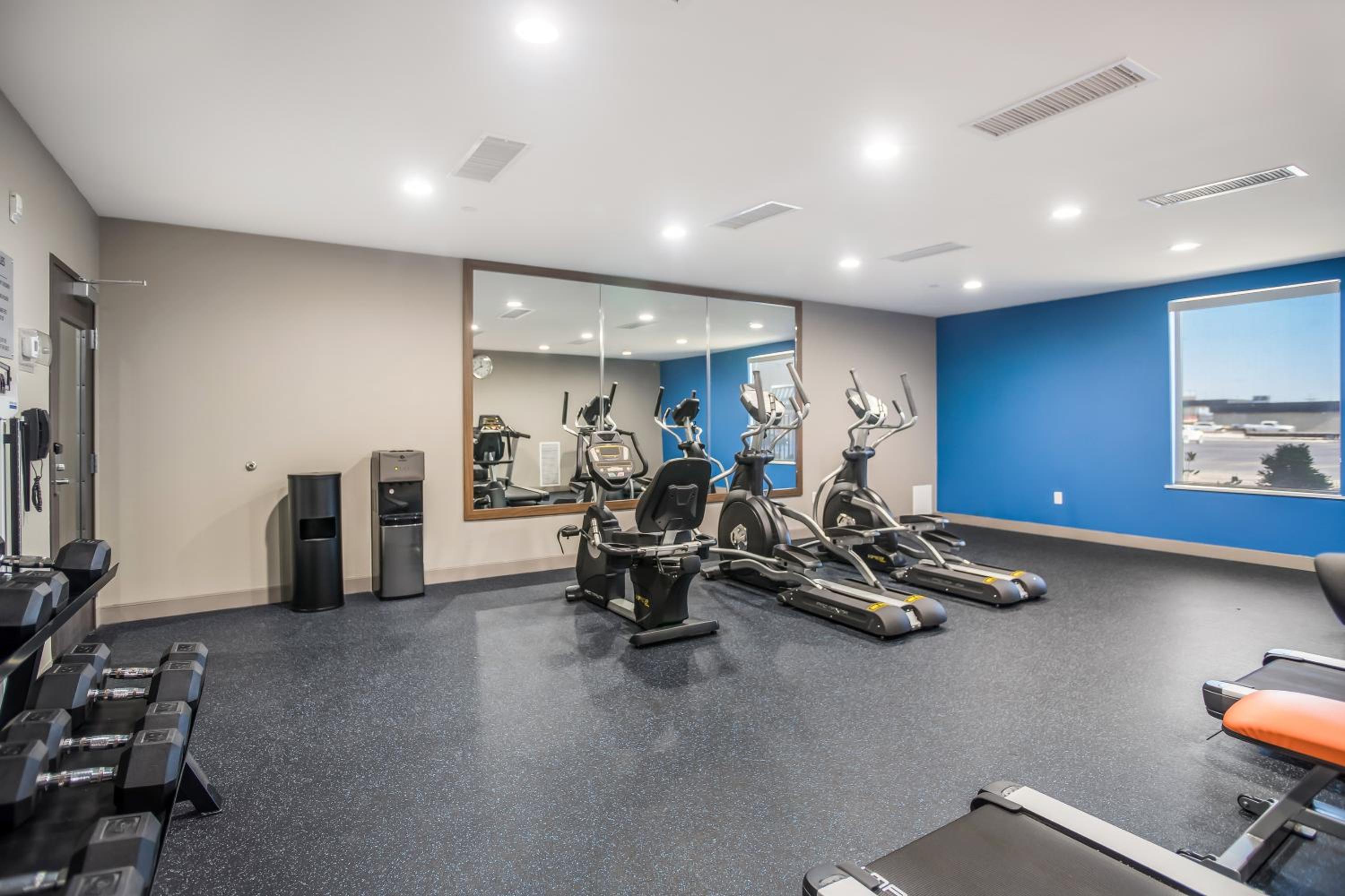 Holiday Inn Express & Suites Tulsa East - Catoosa by IHG