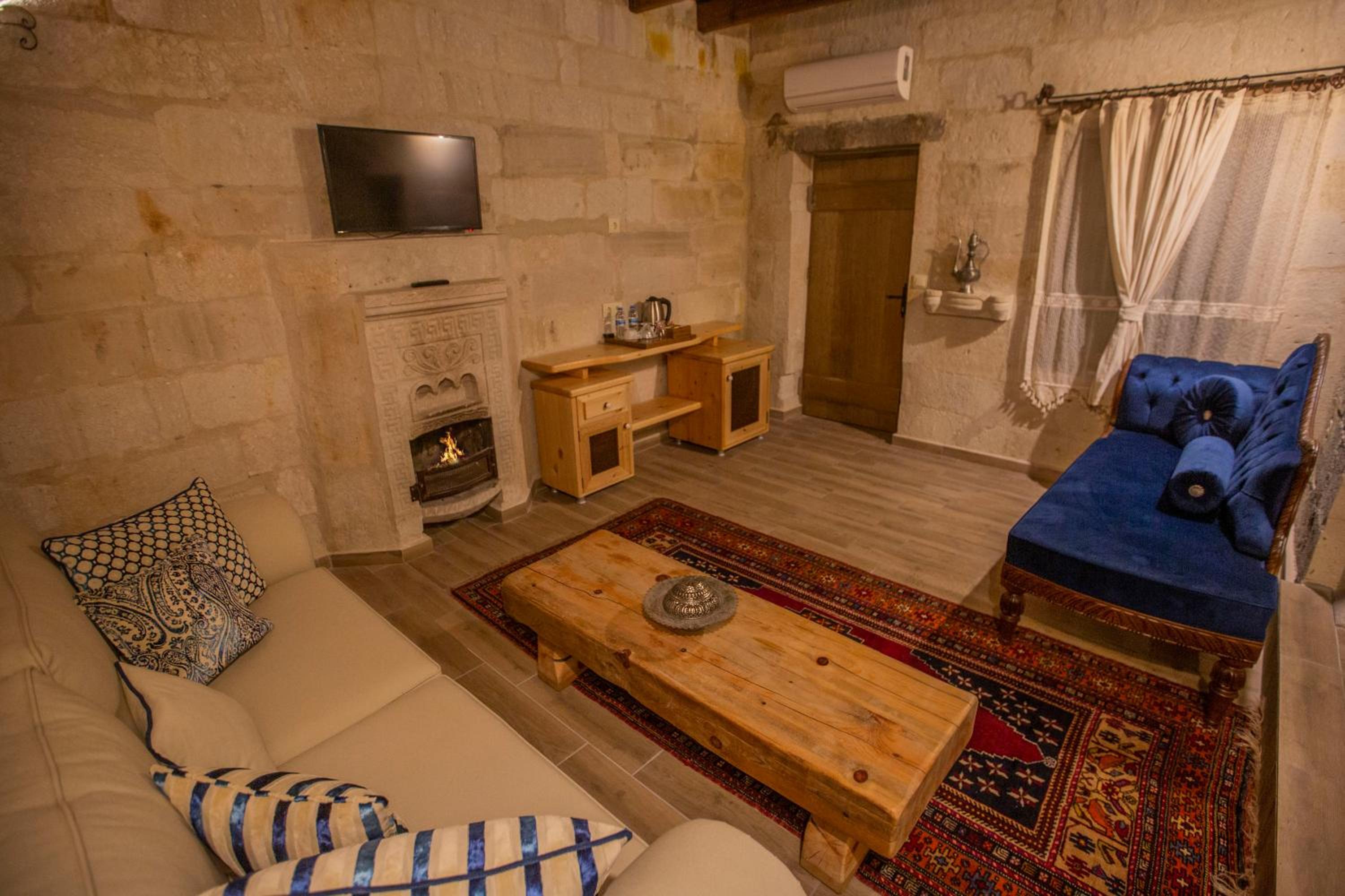 Divan Cave House - Image 23