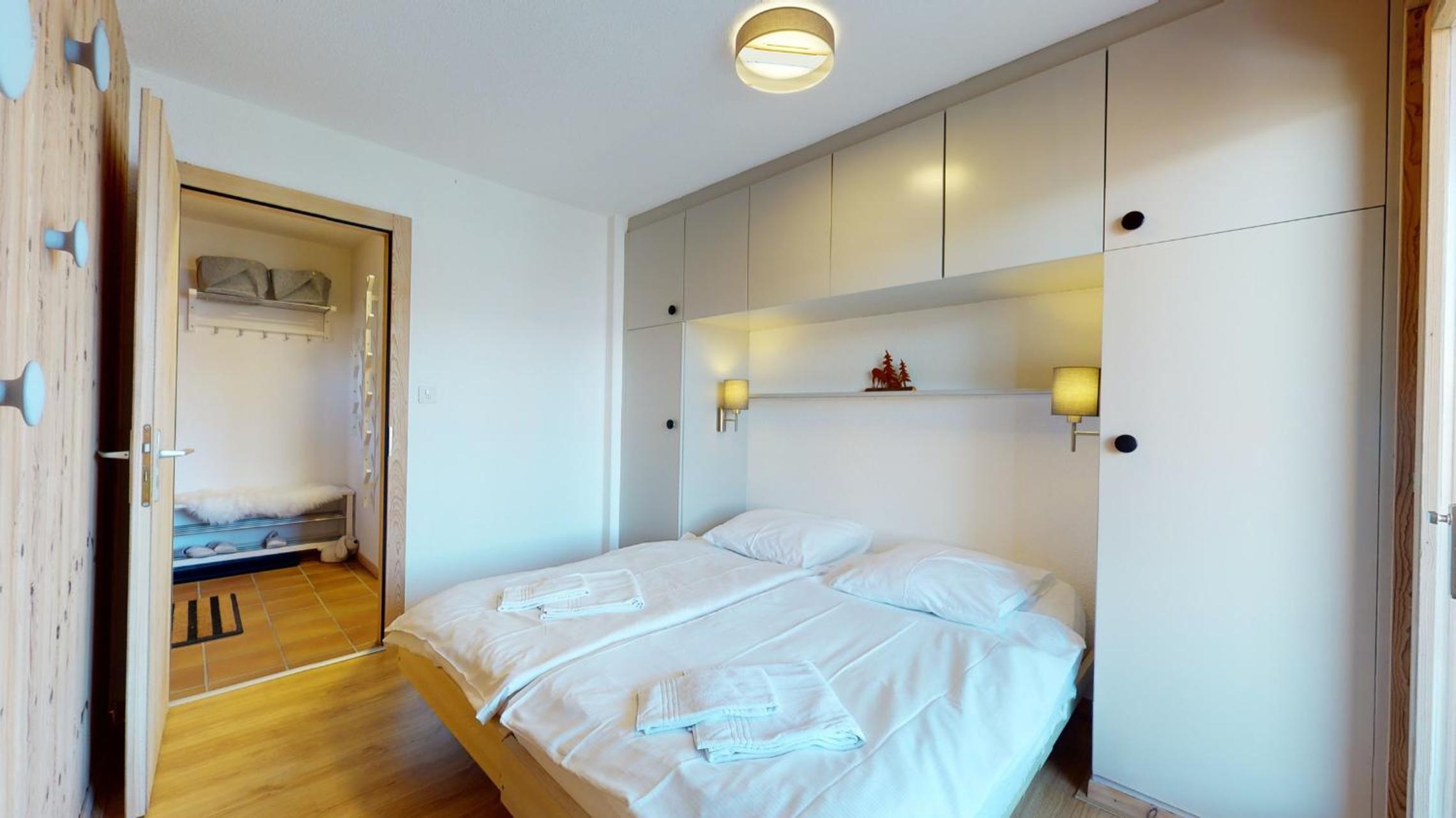 Cozy apartment in Veysonnaz, close to the slopes of the 4 Valleys view 4
