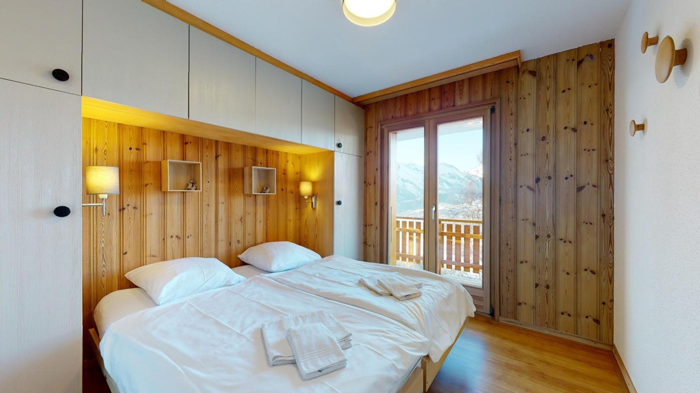 Cozy apartment in Veysonnaz, close to the slopes of the 4 Valleys view 2