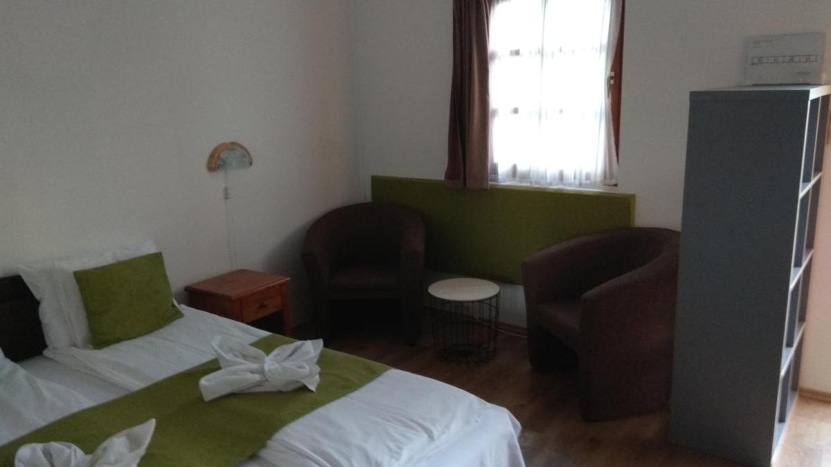 Photo 40