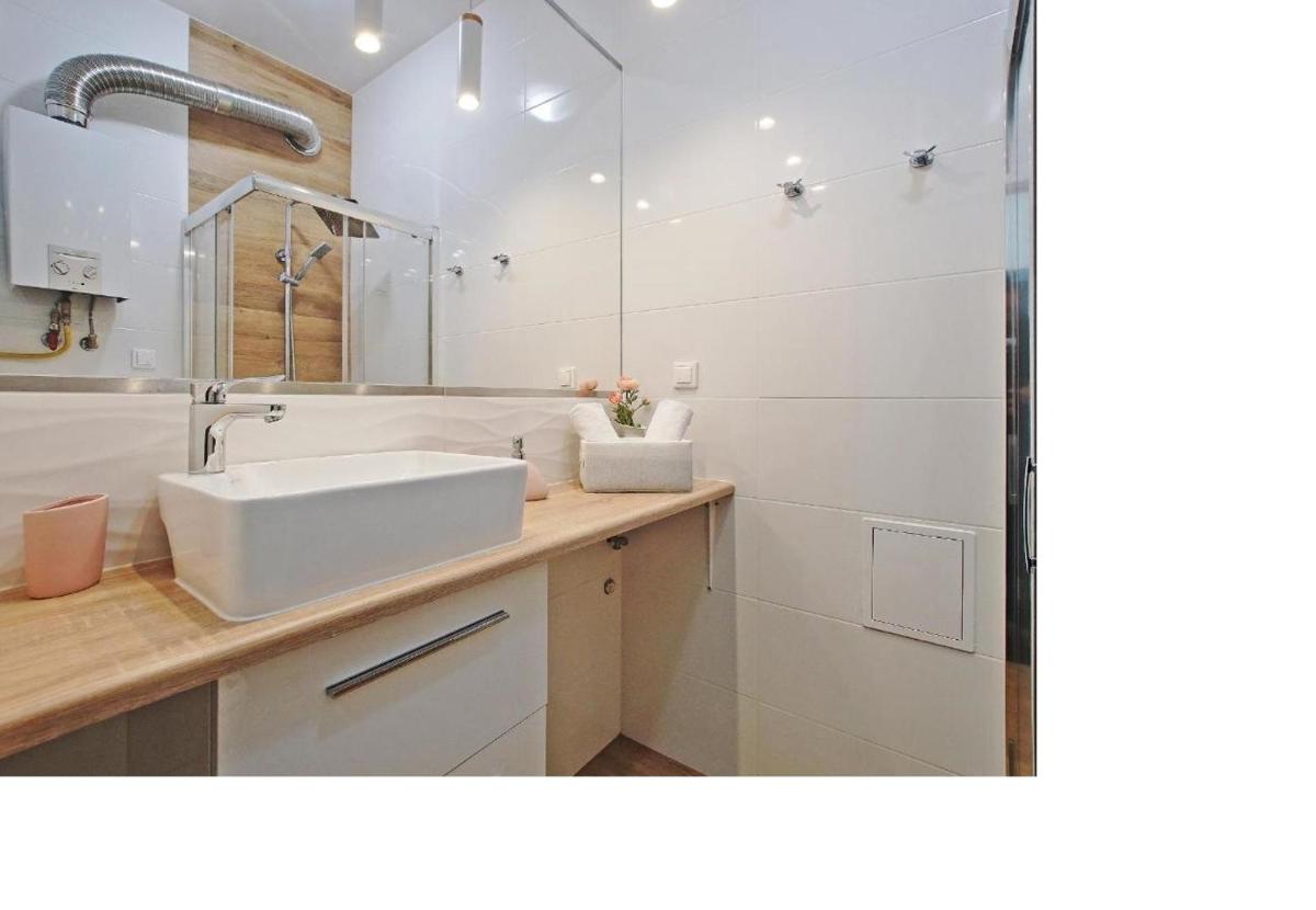Apartament Kameralny Długa 50 view 5
