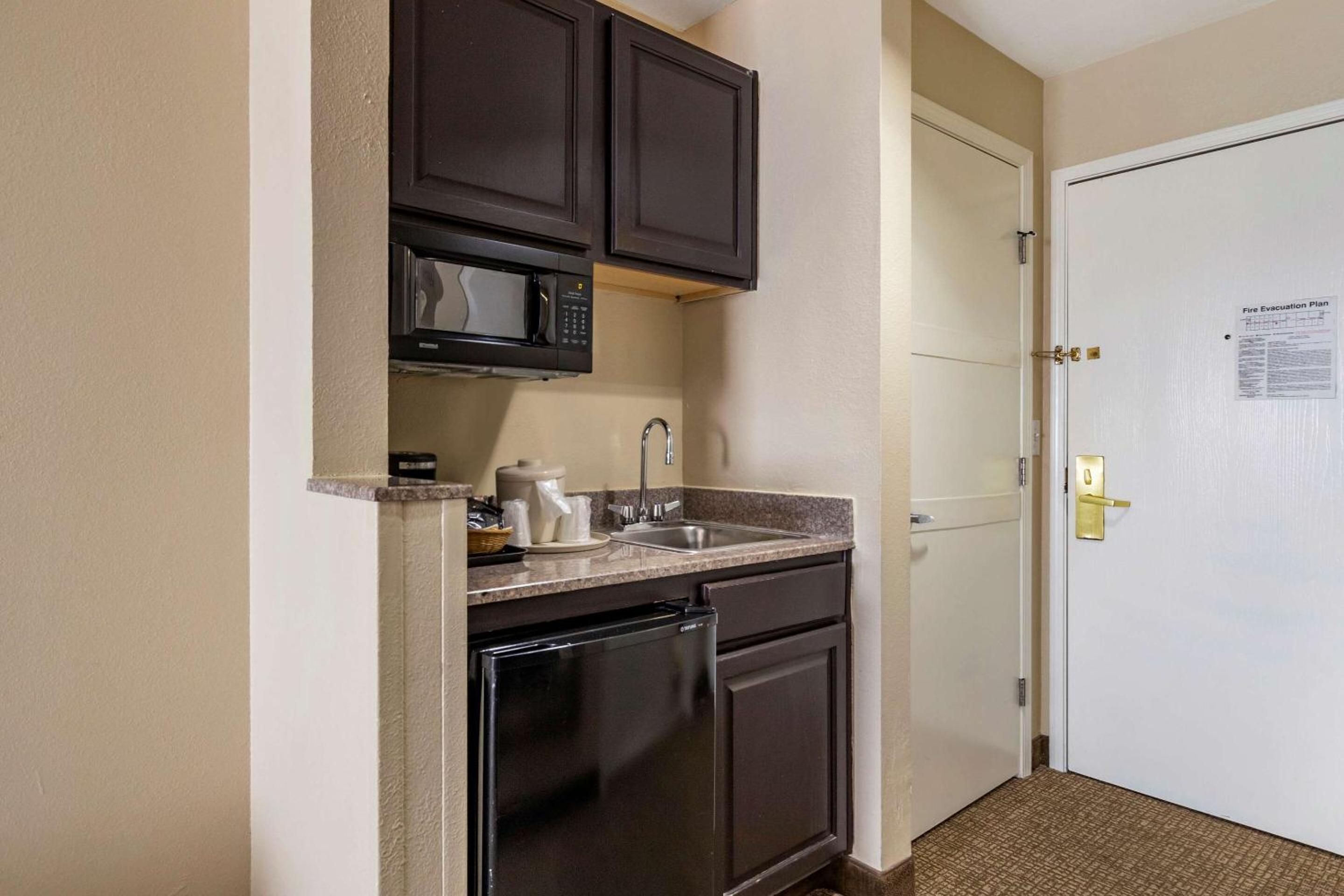 Comfort Inn  Suites Texas Hill Country - Property Image 8