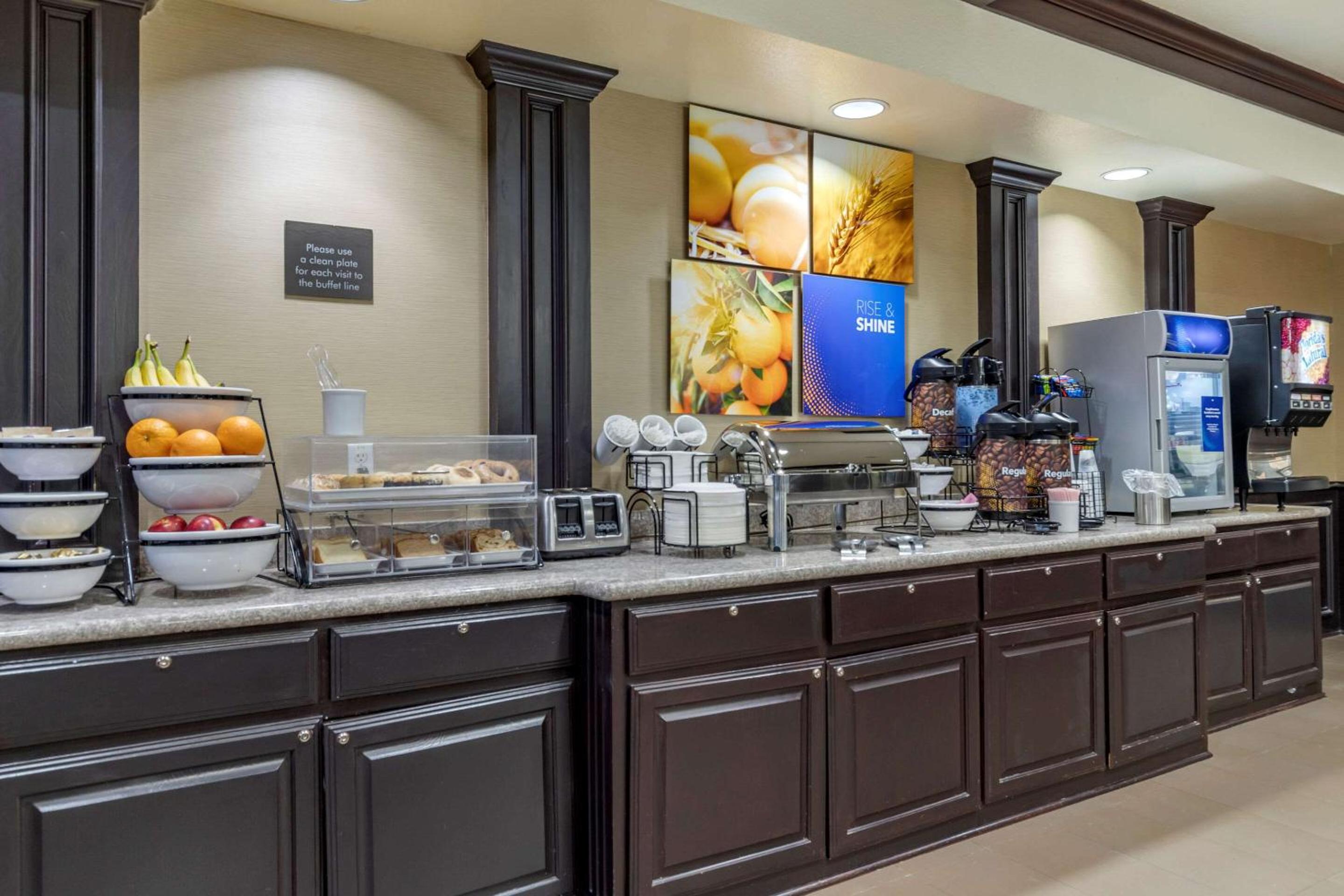 Comfort Inn  Suites Texas Hill Country - Property Image 13