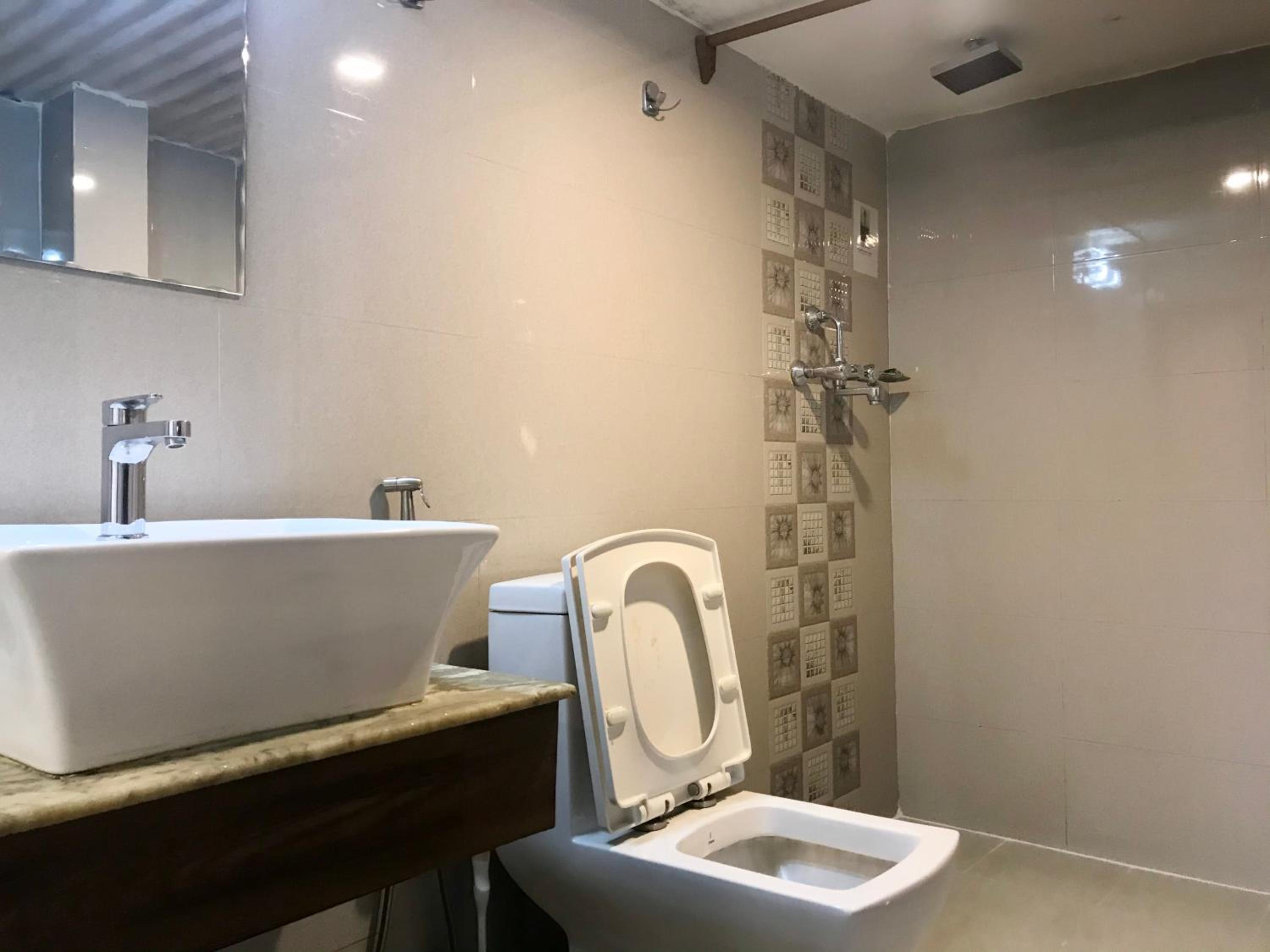 Shiva Guest House