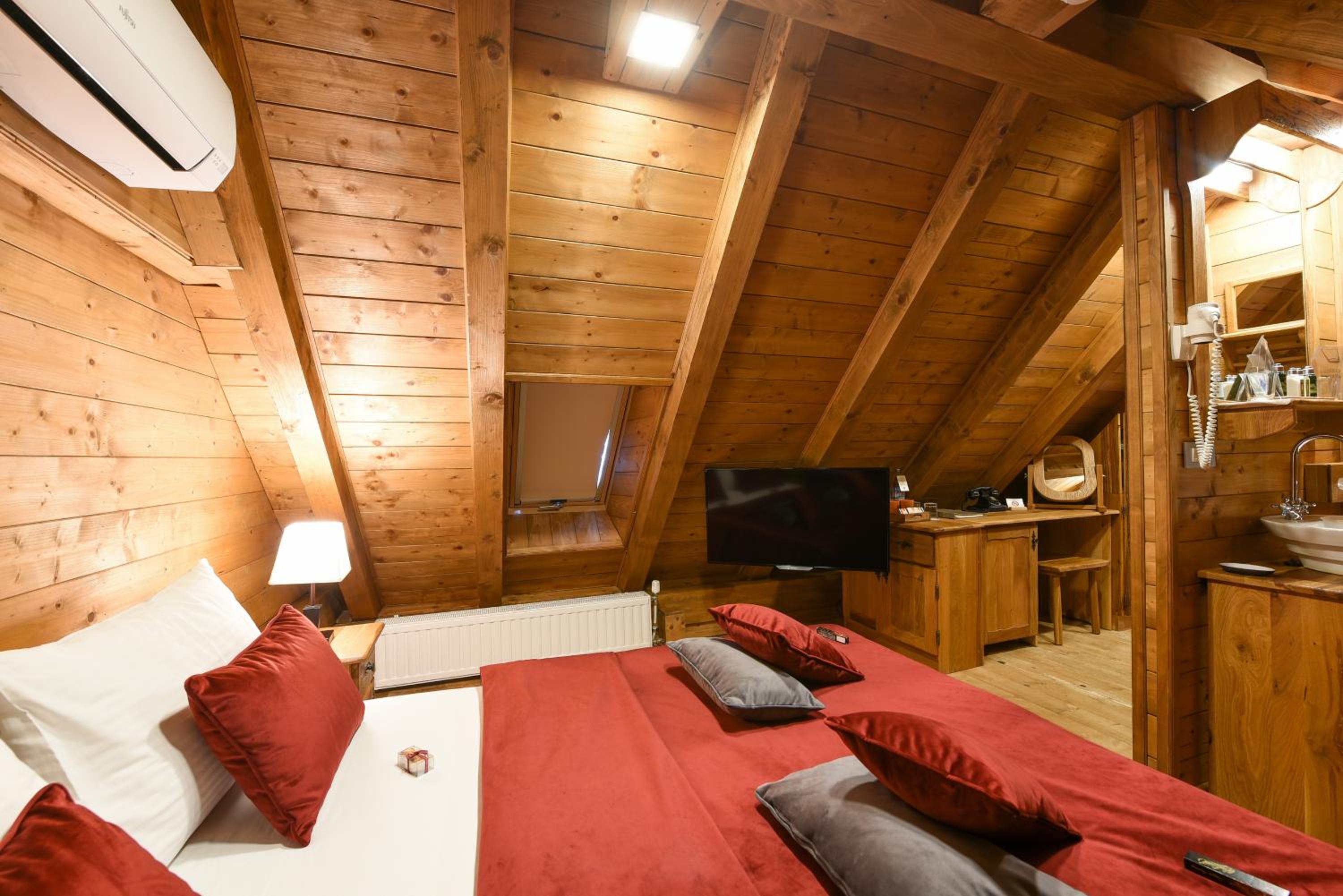 Ethno Houses Plitvice Lakes Hotel