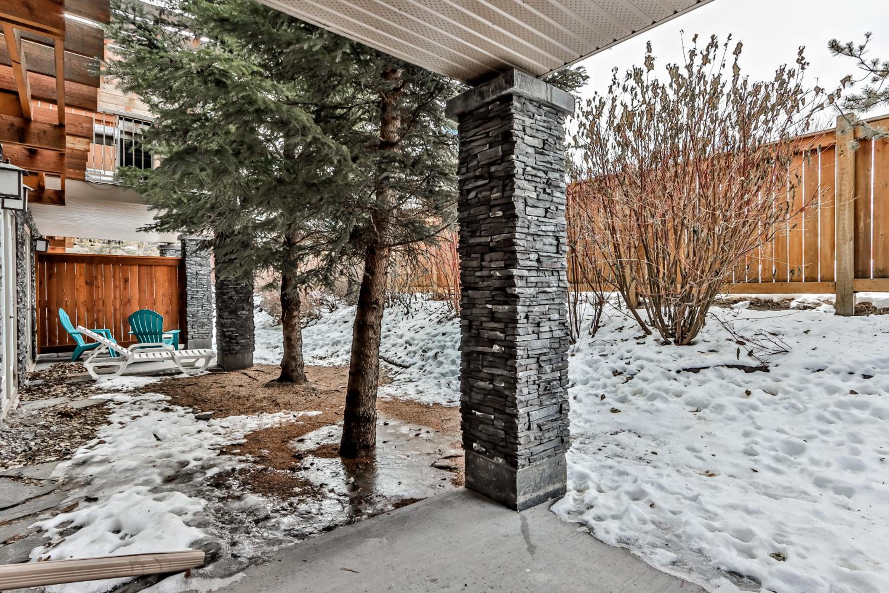 Spacious, Pet Friendly, Townhouse Hot Tub Perfect for Families!