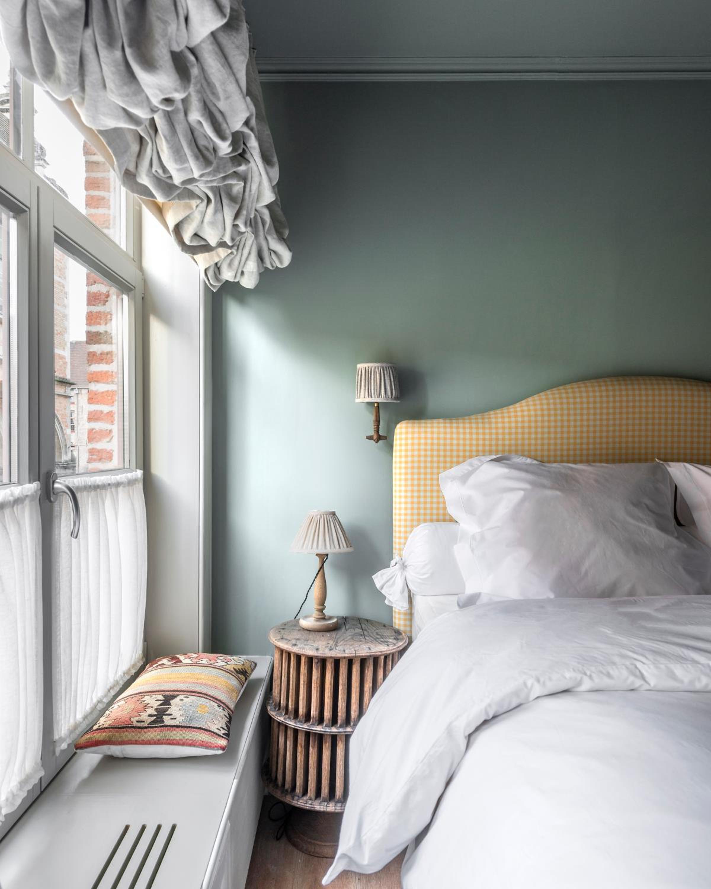 Guesthouse Dijver - Serene Escape in the Heart of Historic Bruges view 5